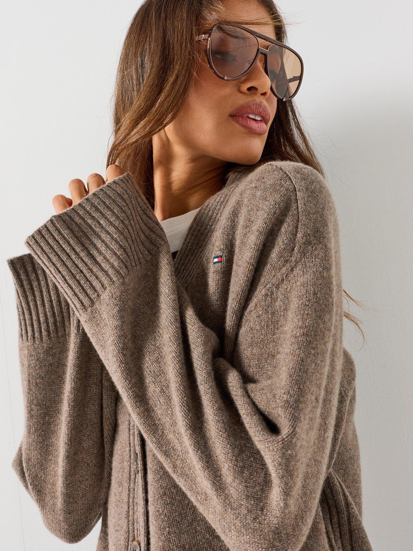 Image 4 of 6 of Tommy Hilfiger Soft Wool V-nk Cardigan Buttons