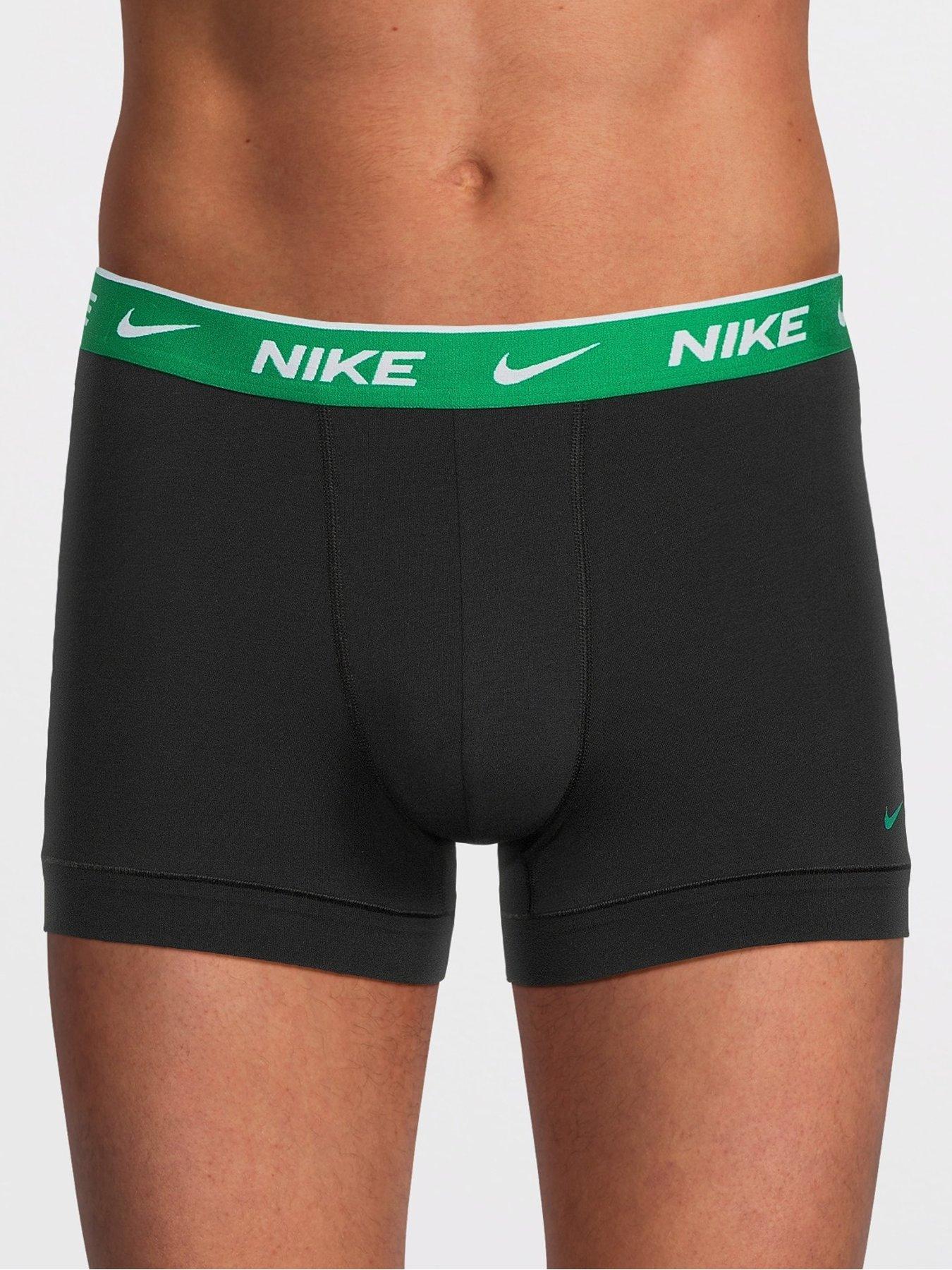 Image 2 of 3 of Nike Mens Essential Cotton Stretch 3 Pack Trunks - Black