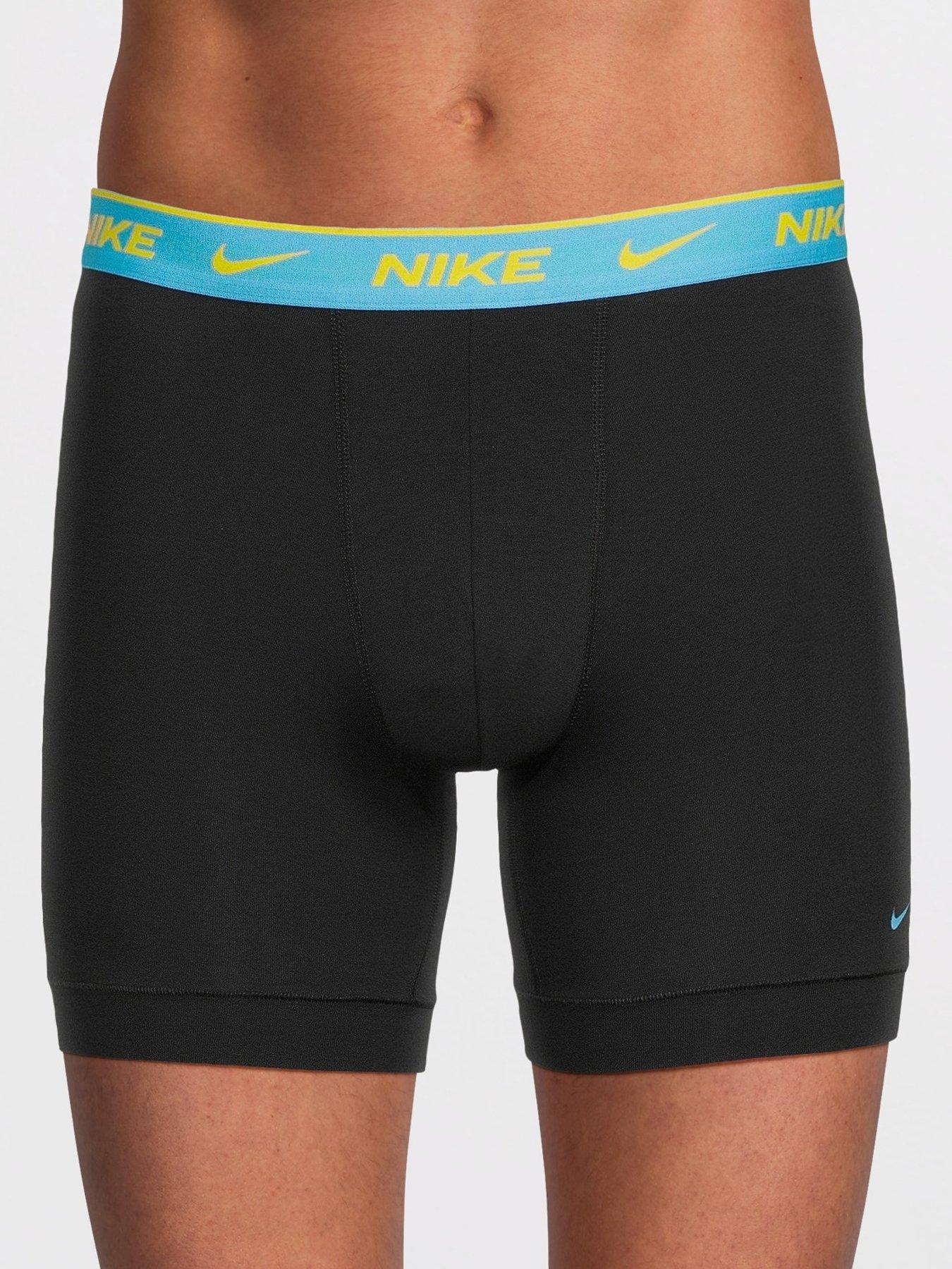 Image 2 of 3 of Nike Mens Essential Cotton Stretch 3 Pack Boxer Brief - Black