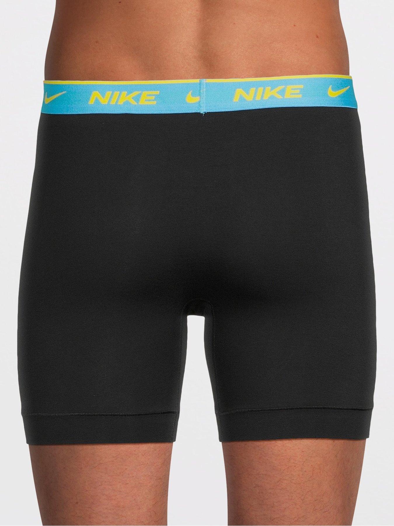 Image 3 of 3 of Nike Mens Essential Cotton Stretch 3 Pack Boxer Brief - Black