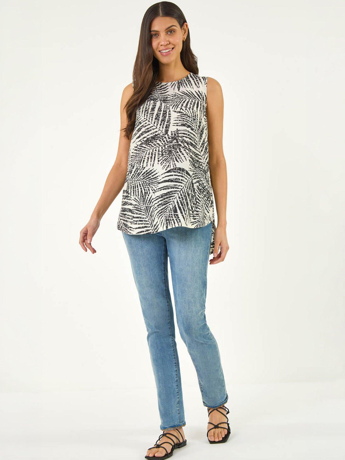 Roman Palm Print Curved Hem Shell Top