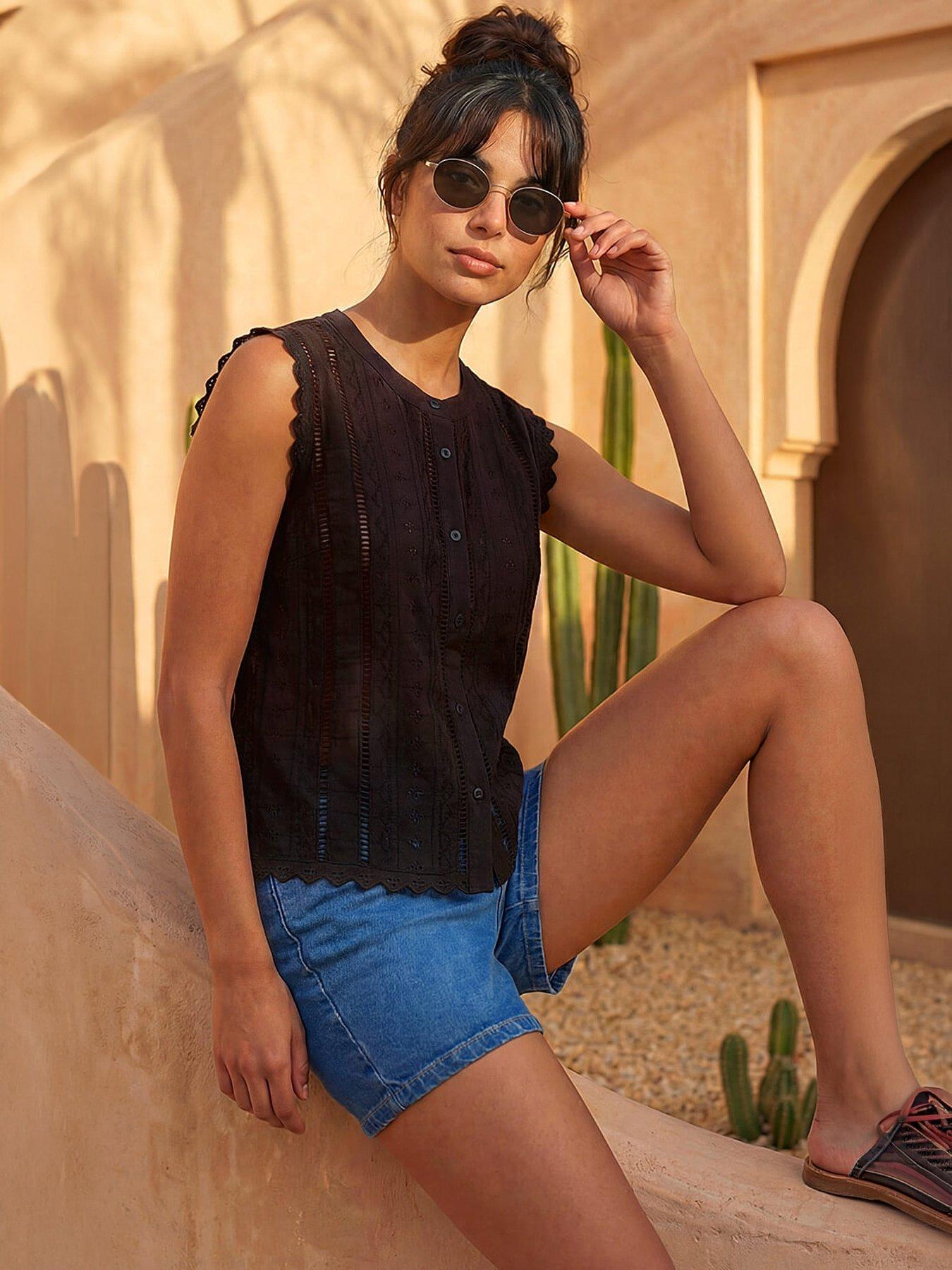 Image 1 of 4 of Roman Dusk Embroidered Cotton Scallop Blouse
