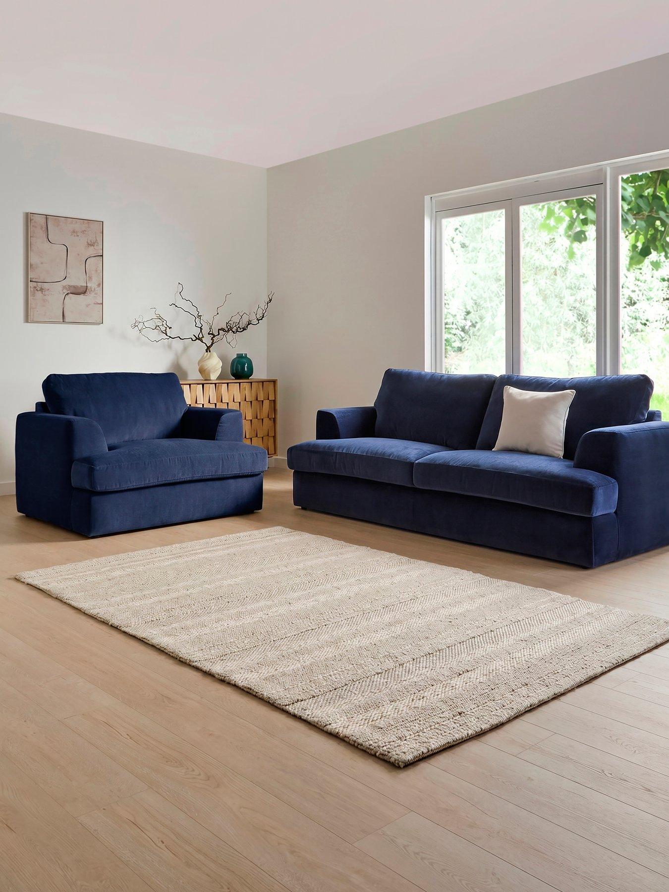 The Very Collection Escana 3 + Snuggle Chair