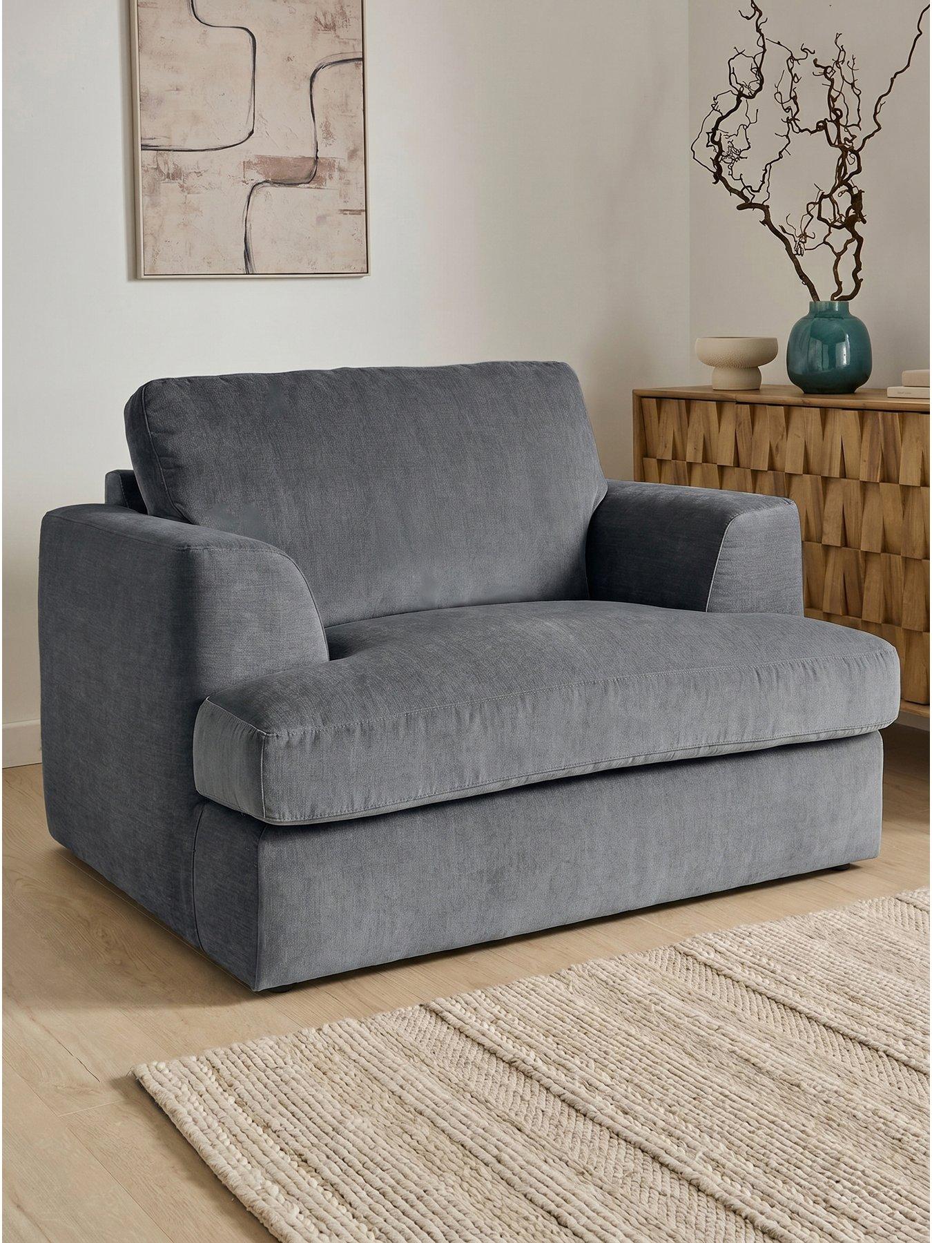 The Very Collection Escana Snuggle Chair