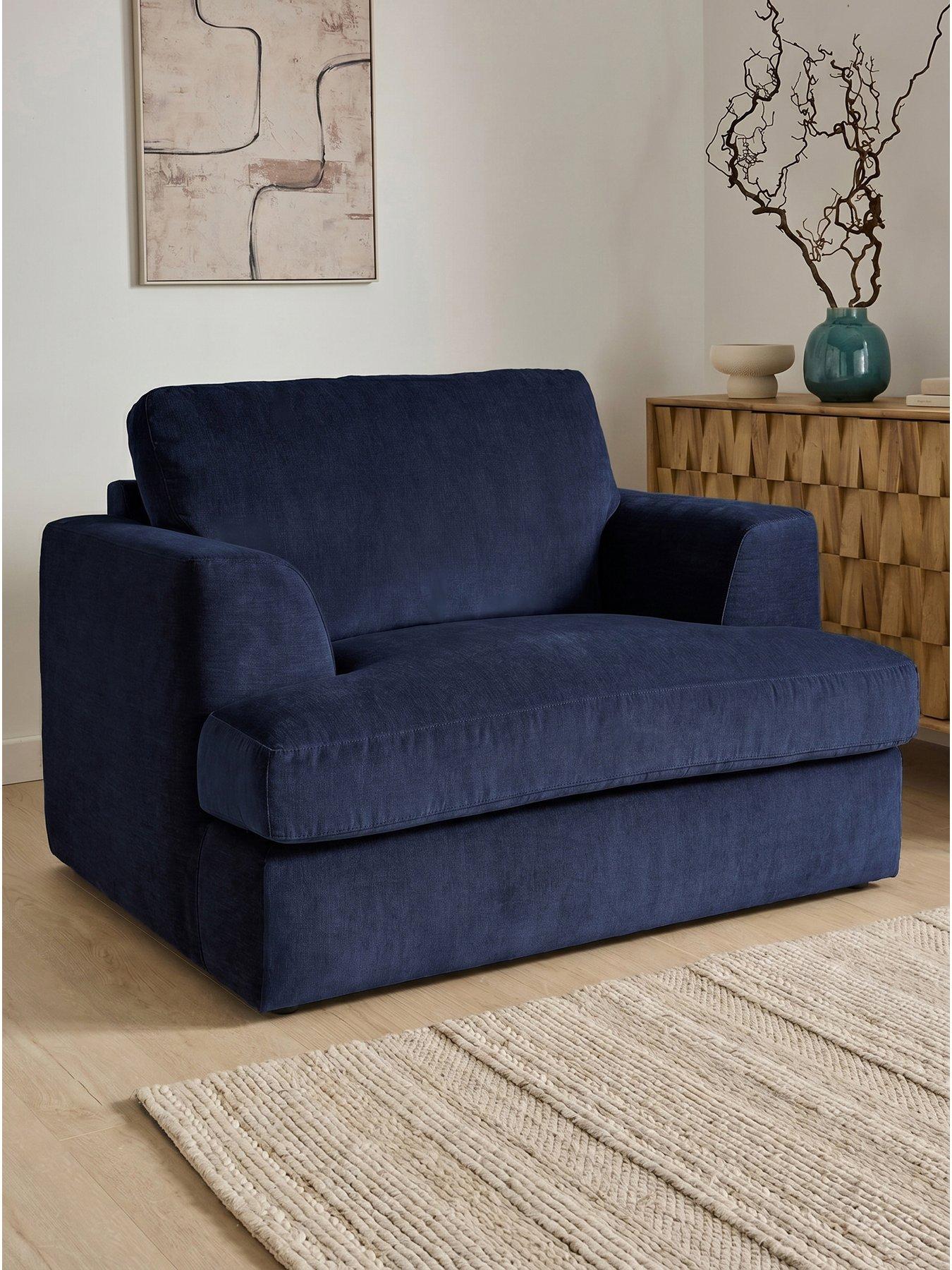 The Very Collection Escana Snuggle Chair