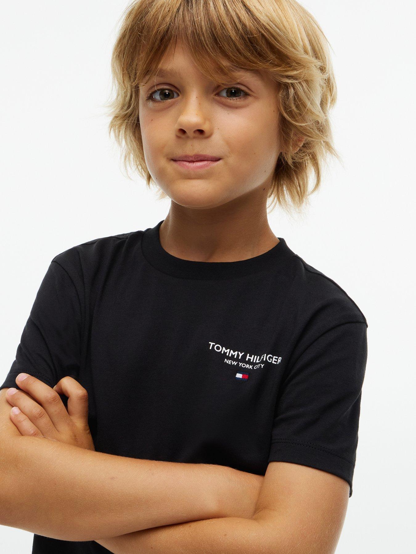 Image 4 of 5 of Tommy Hilfiger Boys Essential Logo Short Sleeve T-Shirt - Black