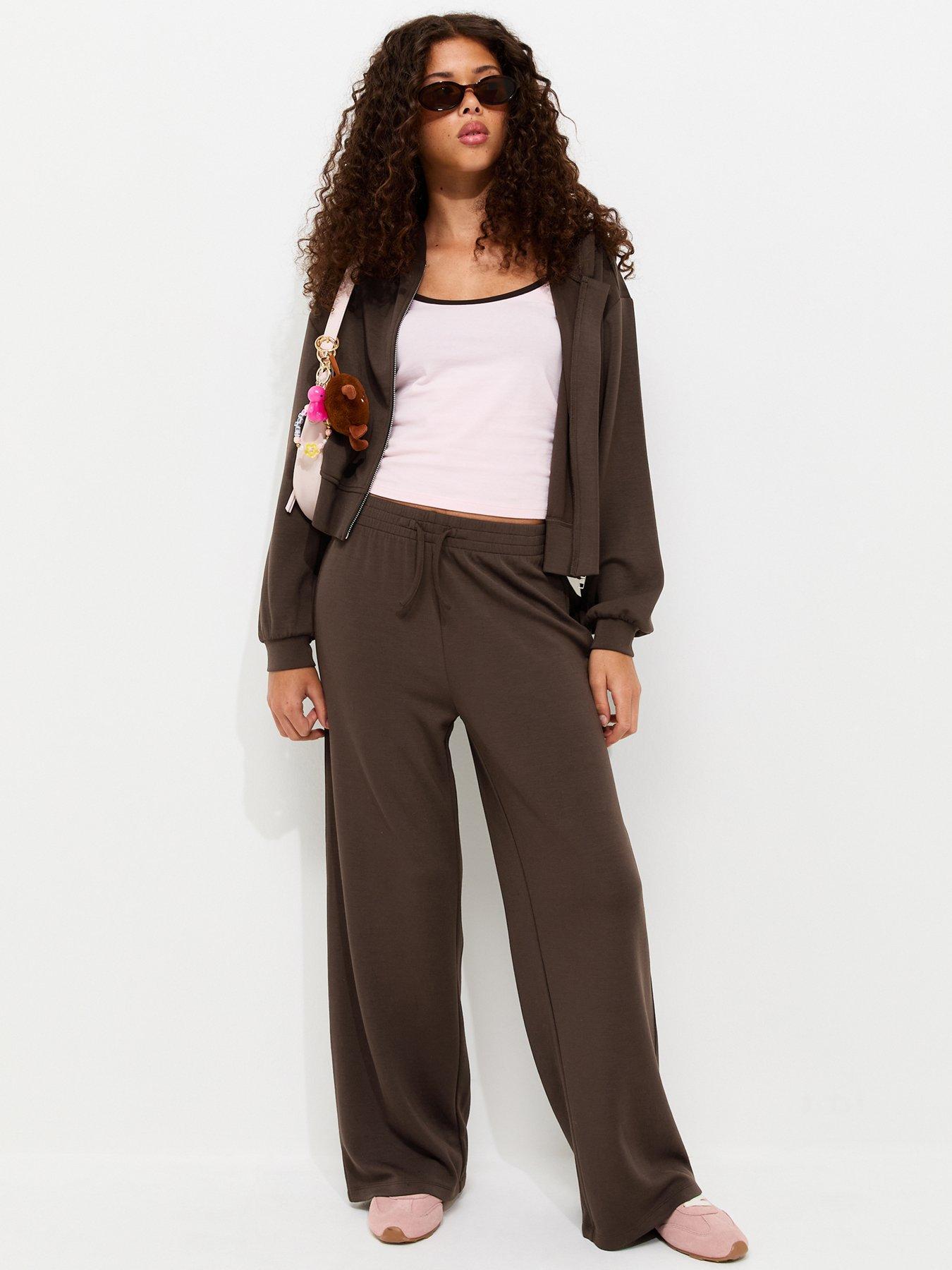 Image 1 of 5 of New Look 915 Girls Soft Touch Wide Leg Jogging Bottoms - Dark Brown