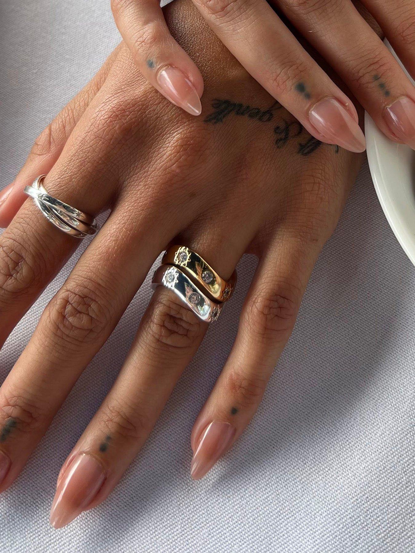 Image 6 of 7 of Seol + Gold Sterling Silver CZ Star Constellation Rolling Ring