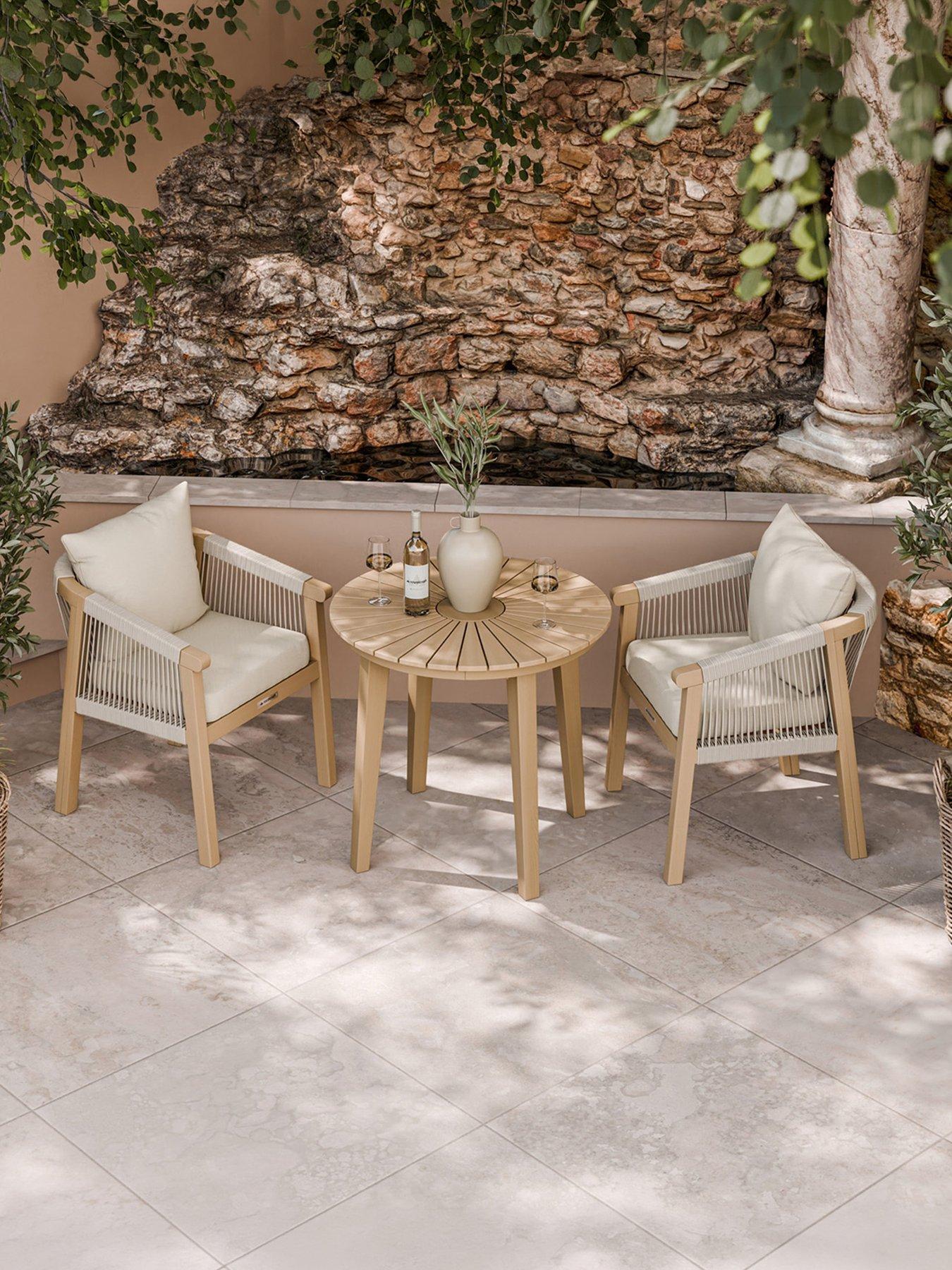 Royalcraft Roma Round Sunray Bistro Table With 2 Roma Dining Chairs