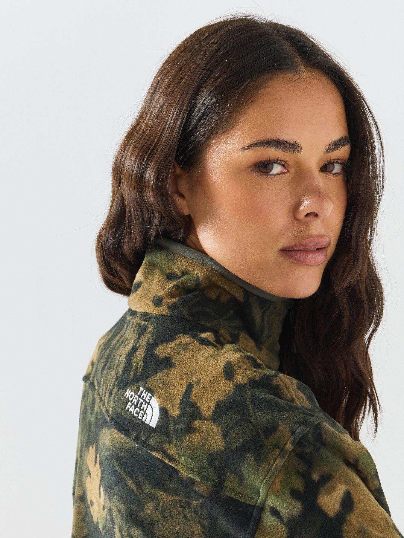 Image 5 of 6 of The North Face Womens Novelty Logo Glacier 1/4 Zip Fleece - Green