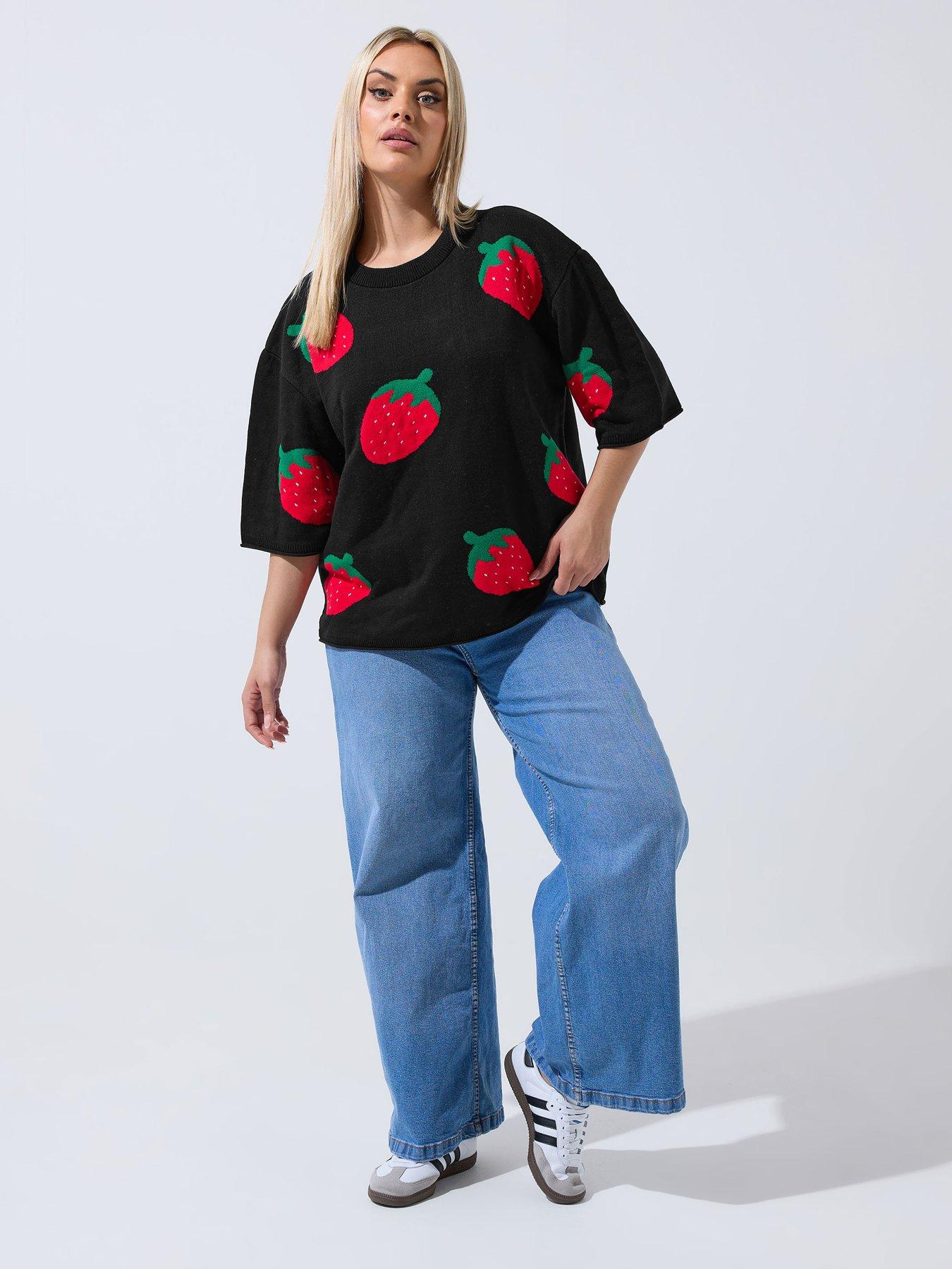 Image 3 of 4 of Yours Curve Strawberry Knit Boxy Top - Black