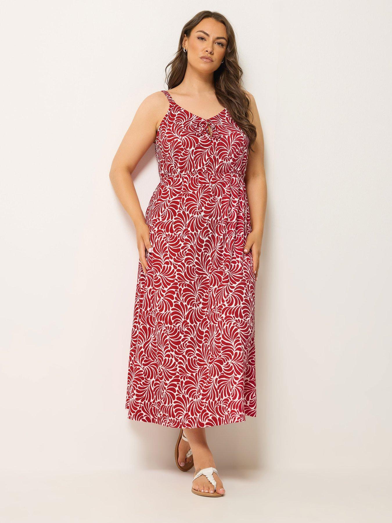 Image 3 of 4 of Yours Curve Textured Swirl Print Keyhole Dress - Red