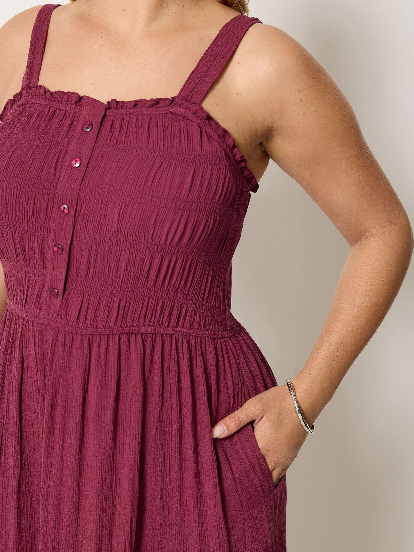 Image 4 of 4 of Yours Curve Printed Shirred Placket Dress - Red