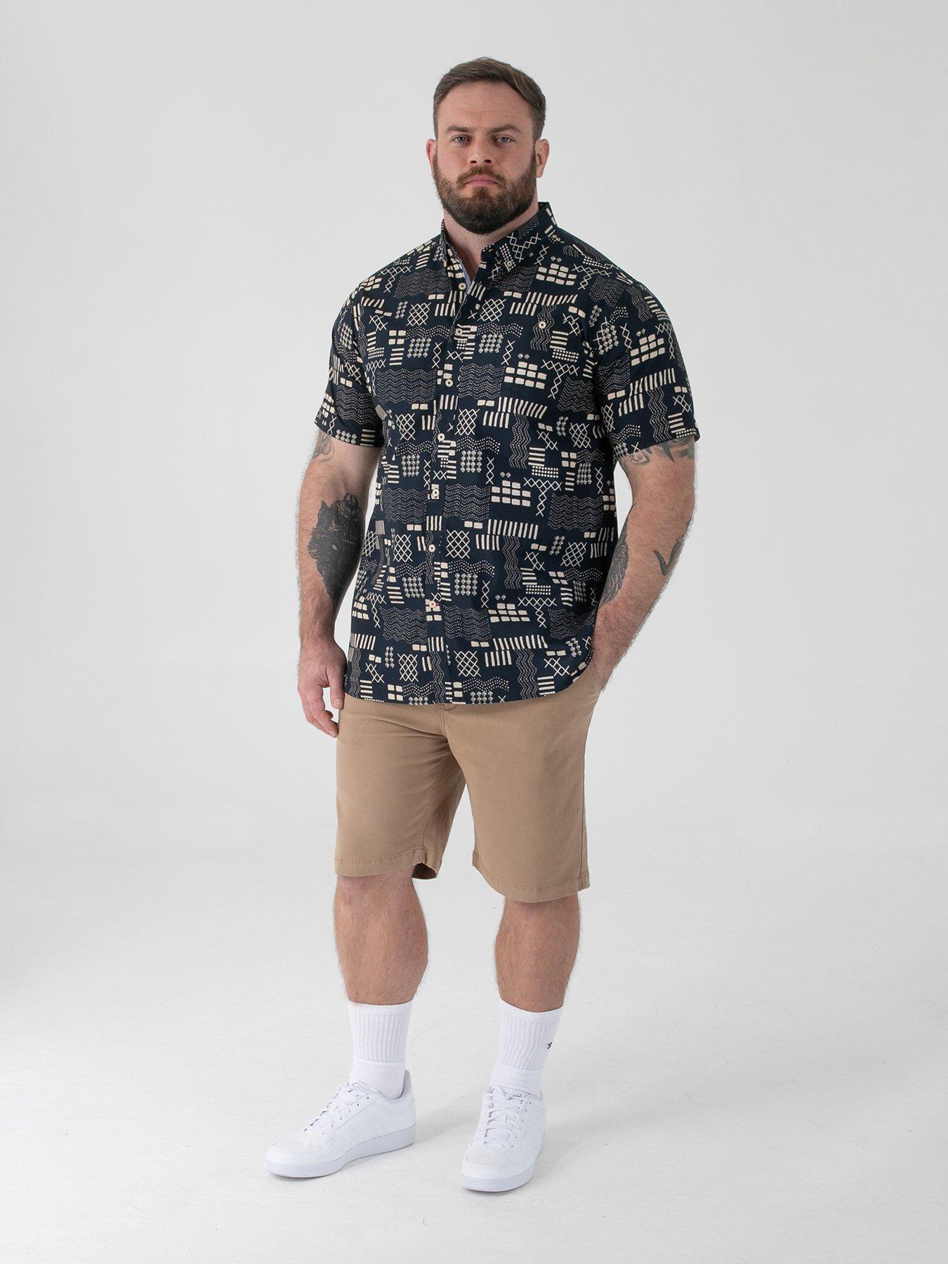 Image 3 of 6 of D555 Geometric Print Short Sleeve Button Down Collar Shirt - Navy
