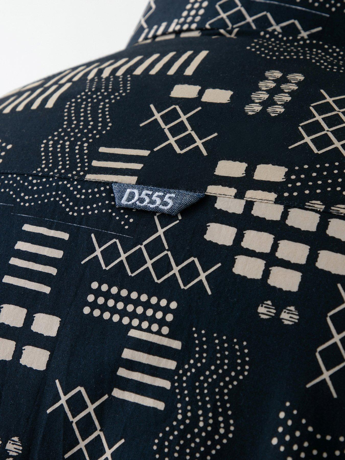 Image 5 of 6 of D555 Geometric Print Short Sleeve Button Down Collar Shirt - Navy