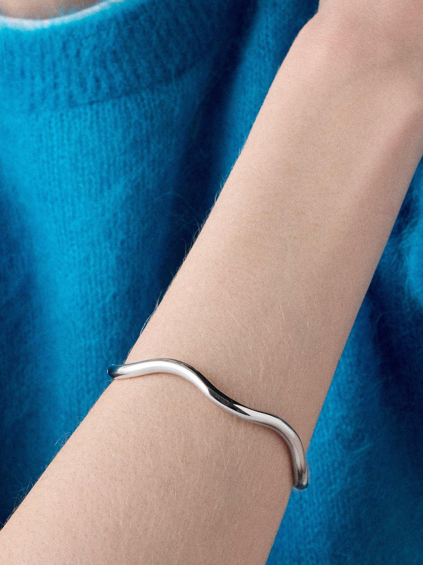 Image 2 of 3 of Kate Spade New York Womens Wave Slim Hinged Cubic Zirconia Bangle - Silver