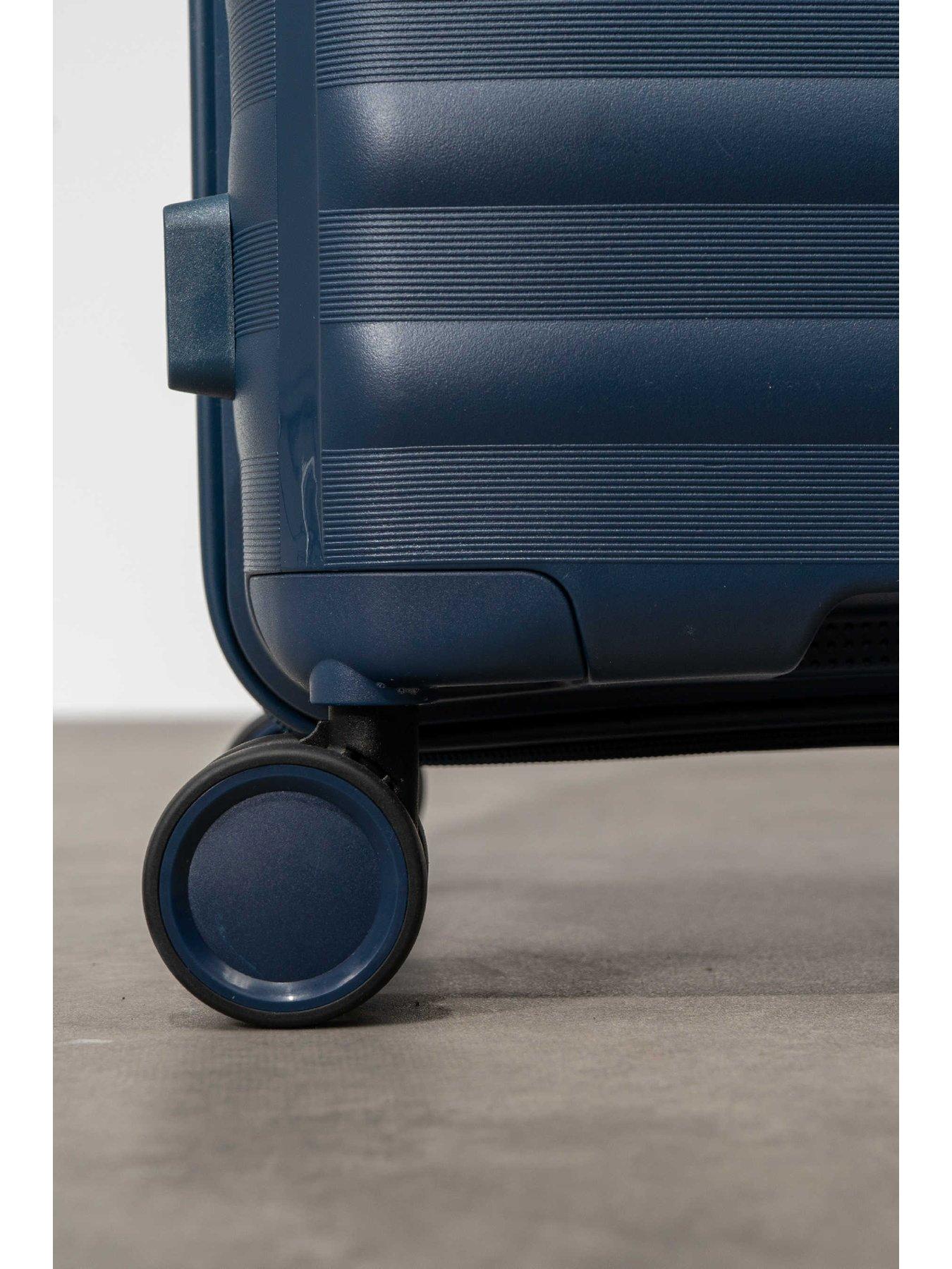Image 4 of 5 of Rock Luggage Oslo Navy Cabin