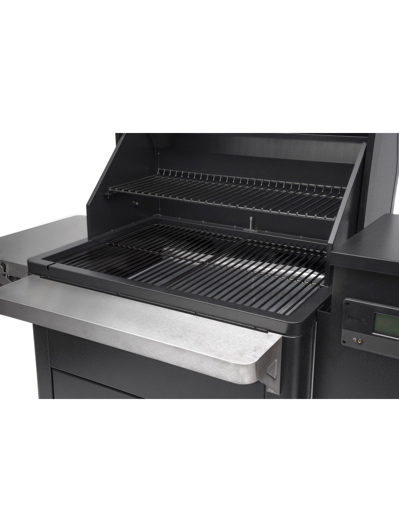 Image 4 of 7 of Treager Silverton 620 Wood Pellet Grill