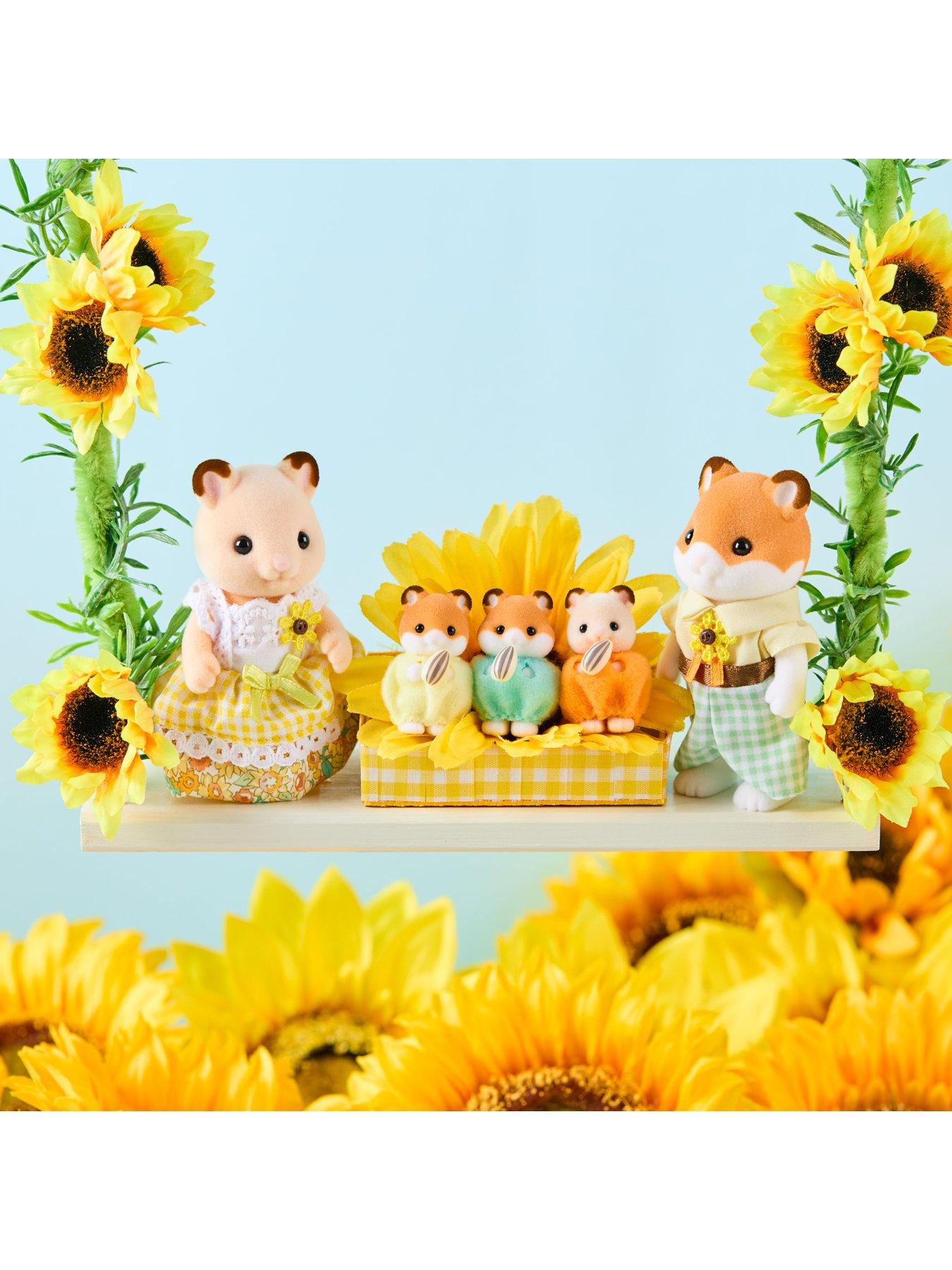 Image 6 of 7 of Sylvanian Families Hamster Family