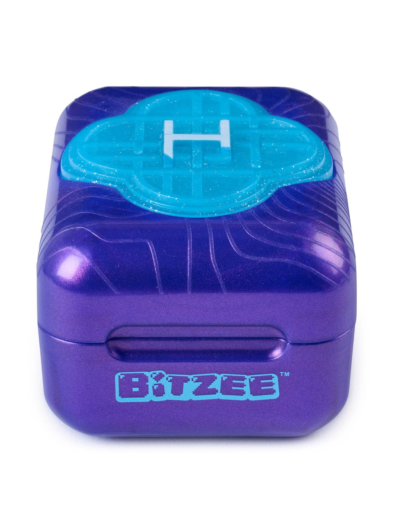 Image 5 of 7 of Bitzee K-Pop Demon Hunters Bitzee Stage