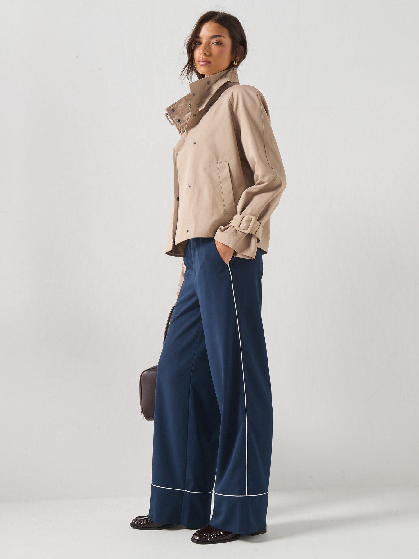 Image 3 of 6 of Vero Moda Linen Rich Wide Leg Trousers with Side Piping Detail - Navy Blue