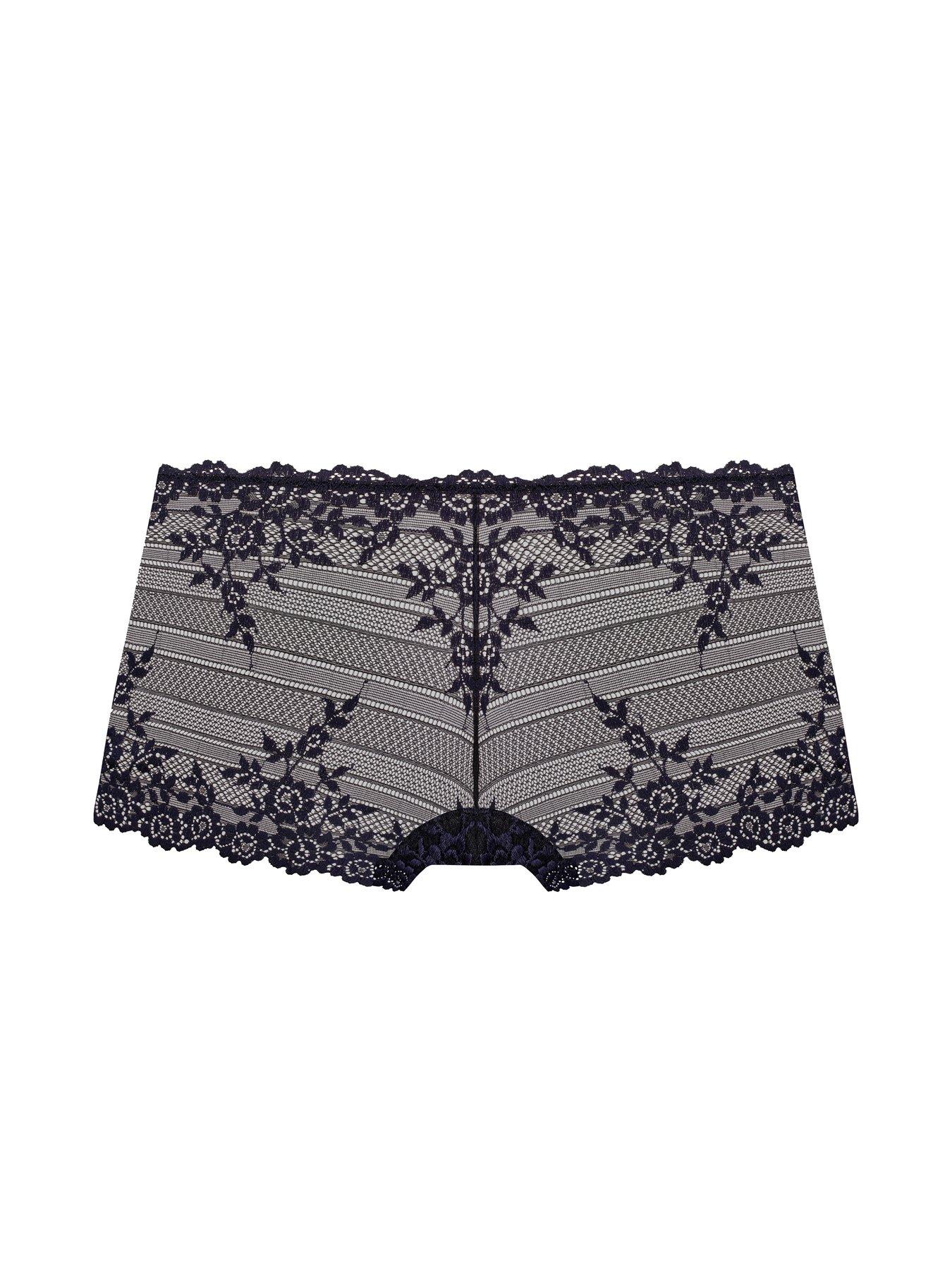 Image 4 of 4 of Wacoal Embrace Lace Boyshort - Black