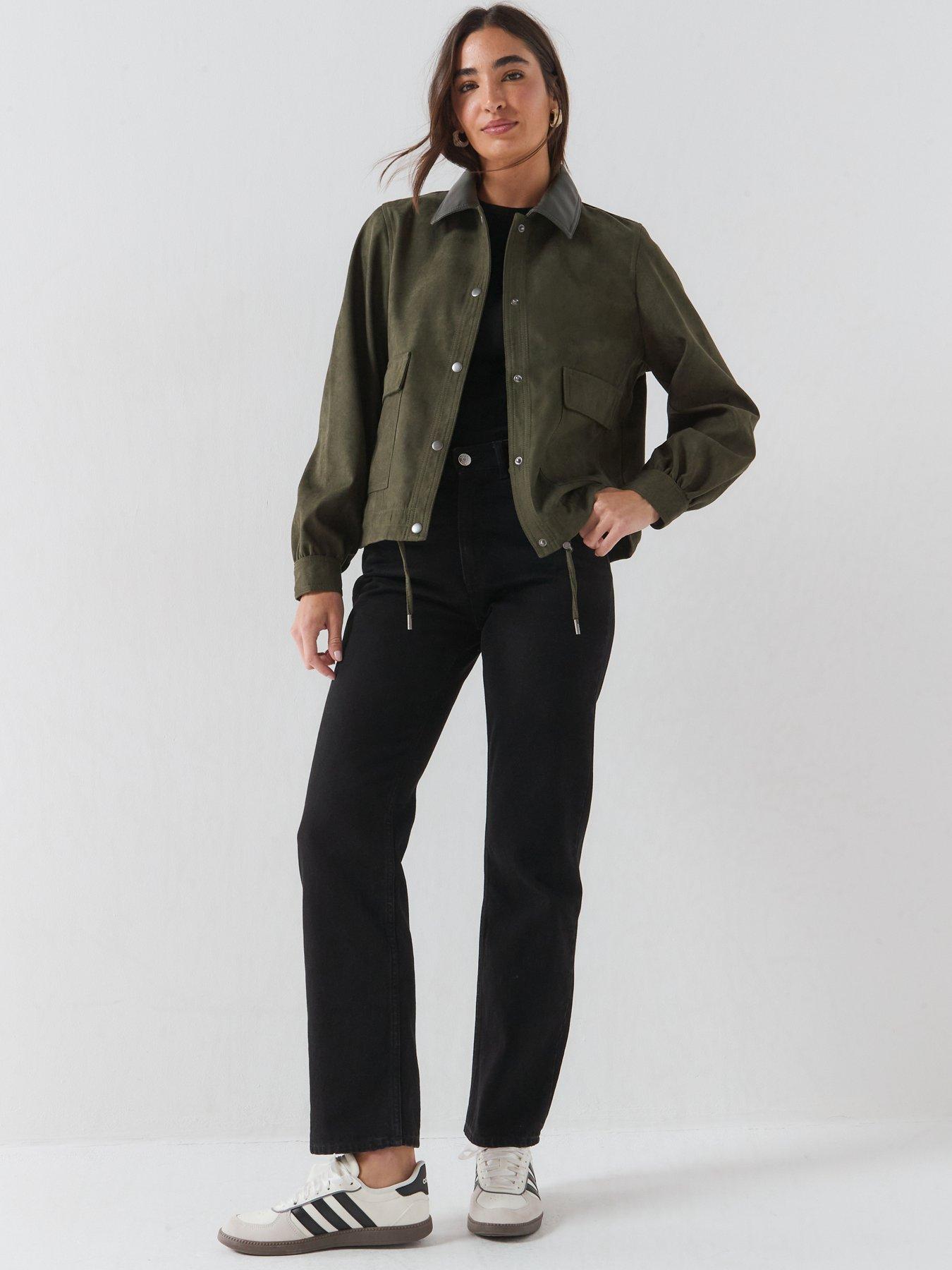 Image 3 of 6 of Vero Moda Women's Button Front Utility Short Jacket - Green