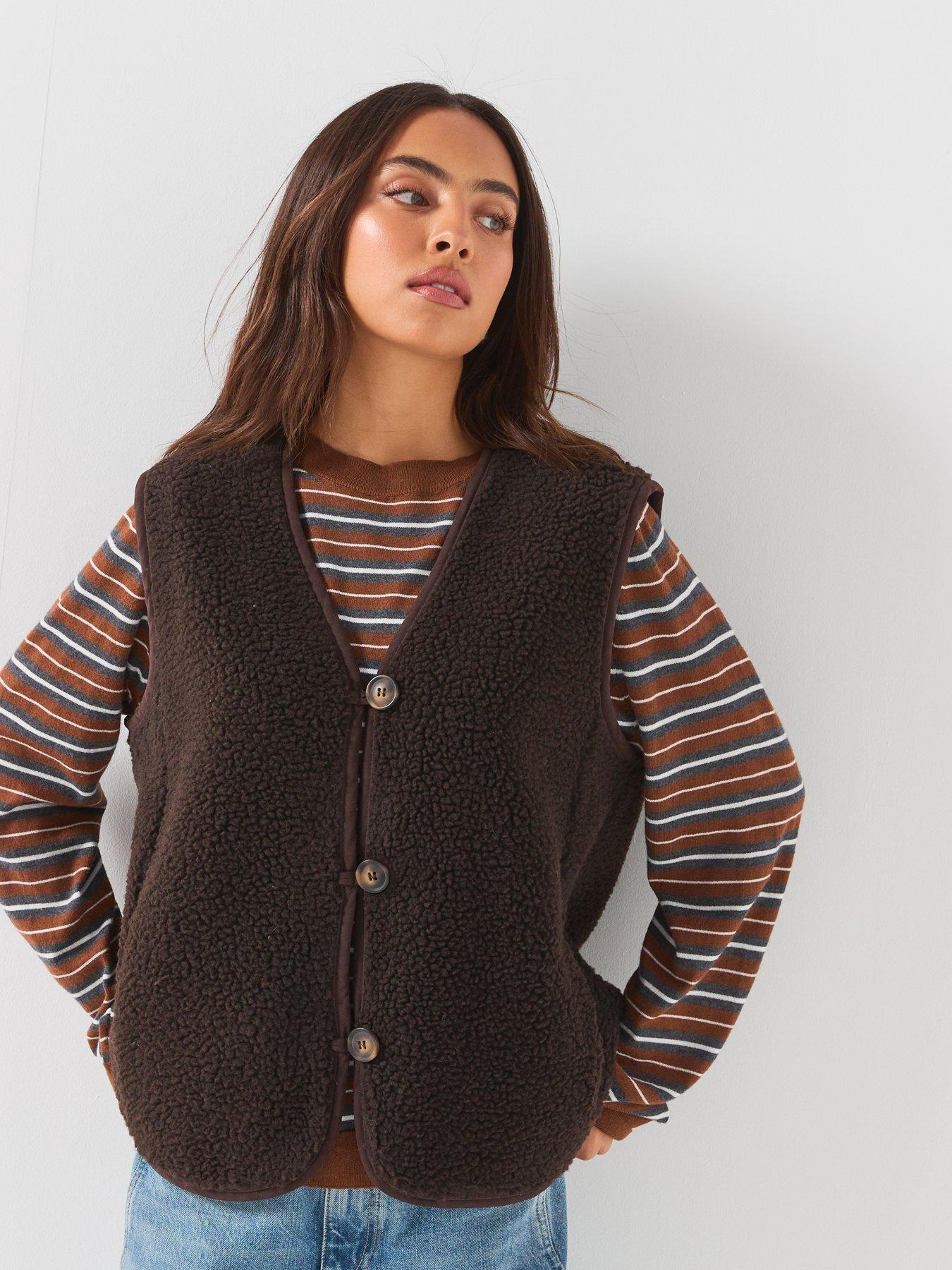 Image 4 of 6 of Vero Moda Women's Button Front Fleece Waistcoat - Brown