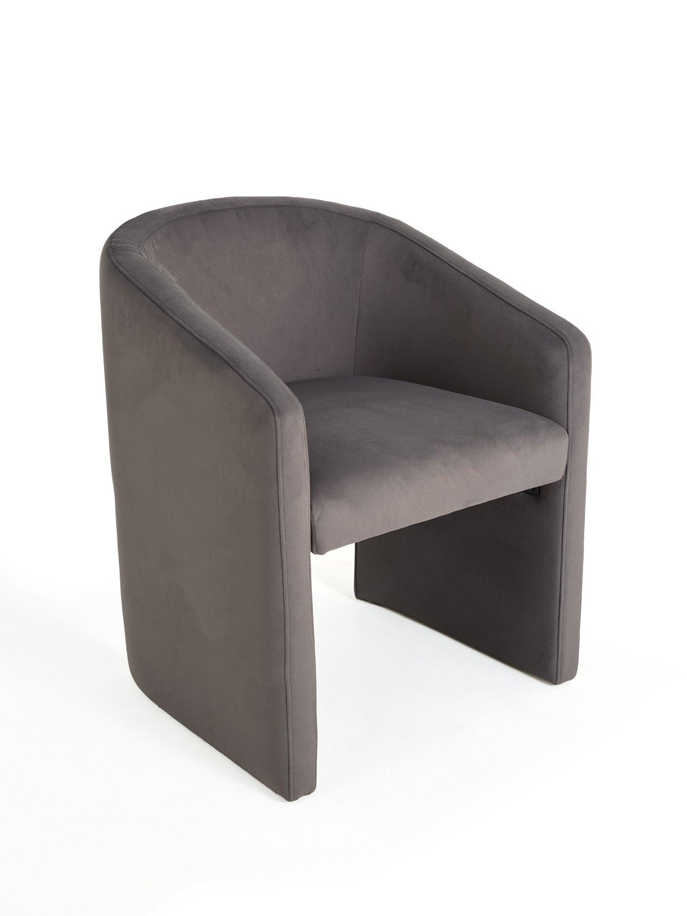 Image 6 of 7 of The Very Collection Vienna 120cm Hex Dining Table With 4 Mira Dining Chairs - FSC&reg; Certified