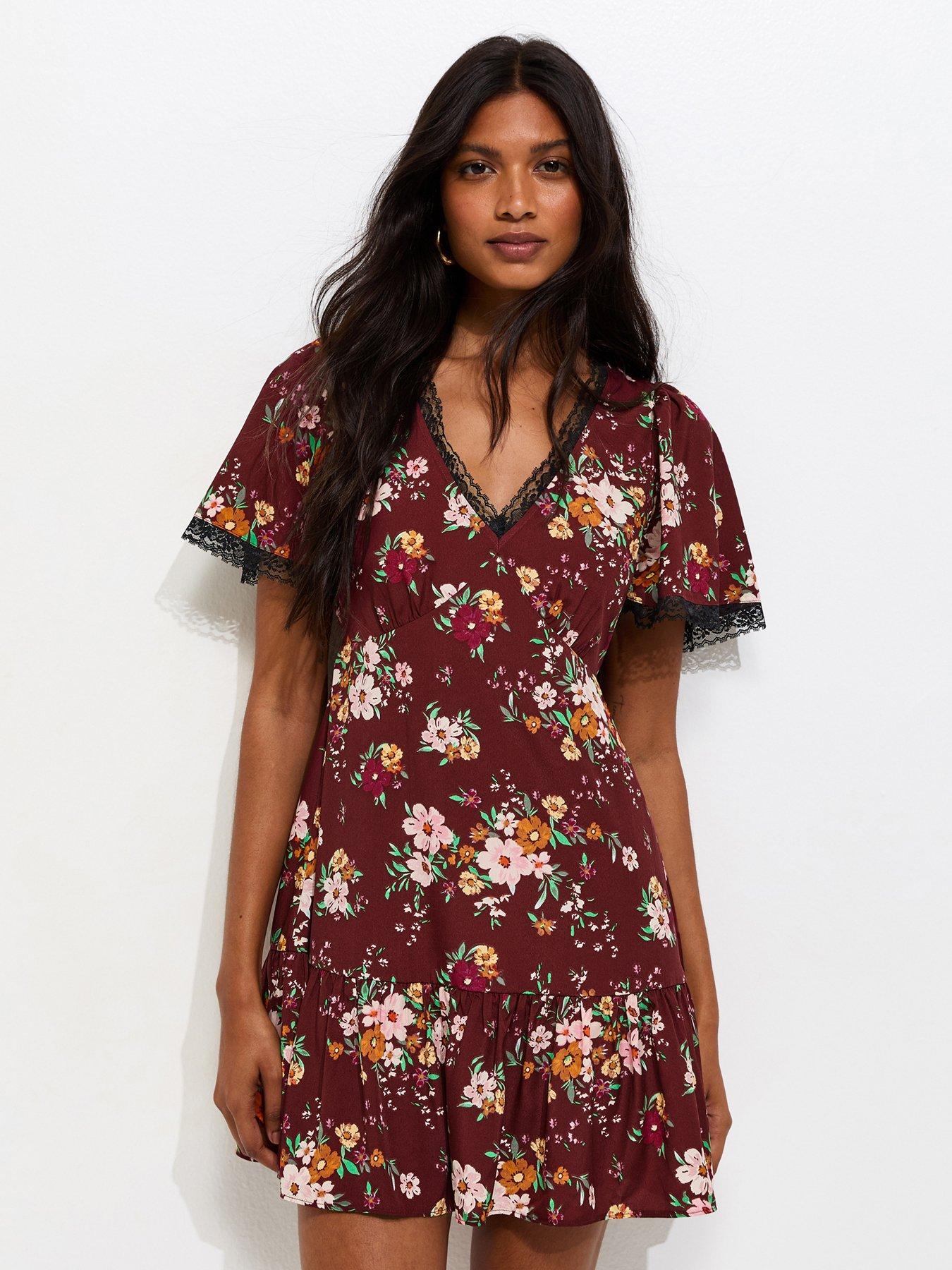 New Look Floral Lace Trim Mini Tea Dress - Red