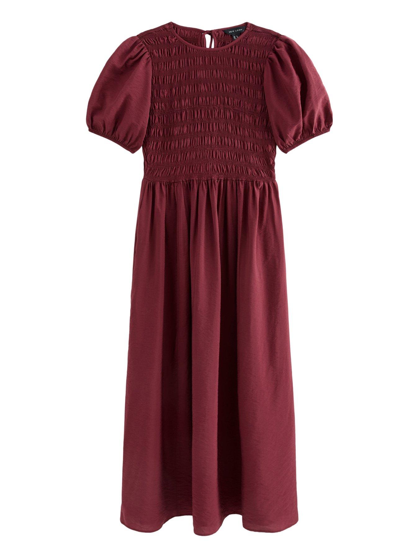 Image 6 of 6 of New Look Shirred Body Short Sleeve Midi Dress - Red