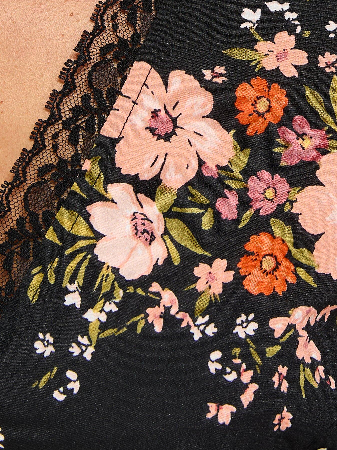 Image 5 of 5 of New Look Floral Lace Trim Mini Tea Dress - Black