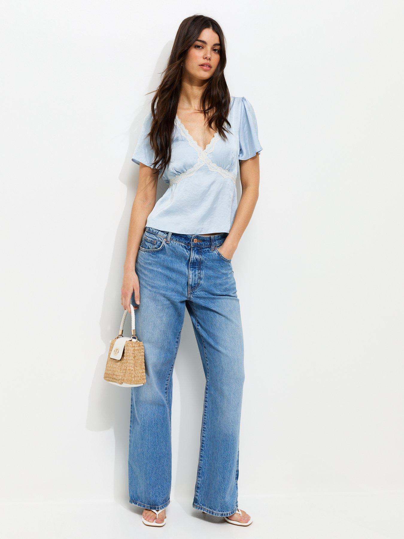 Image 3 of 5 of New Look Lace Trim Flutter Sleeve Satin Tea Top - Light Blue