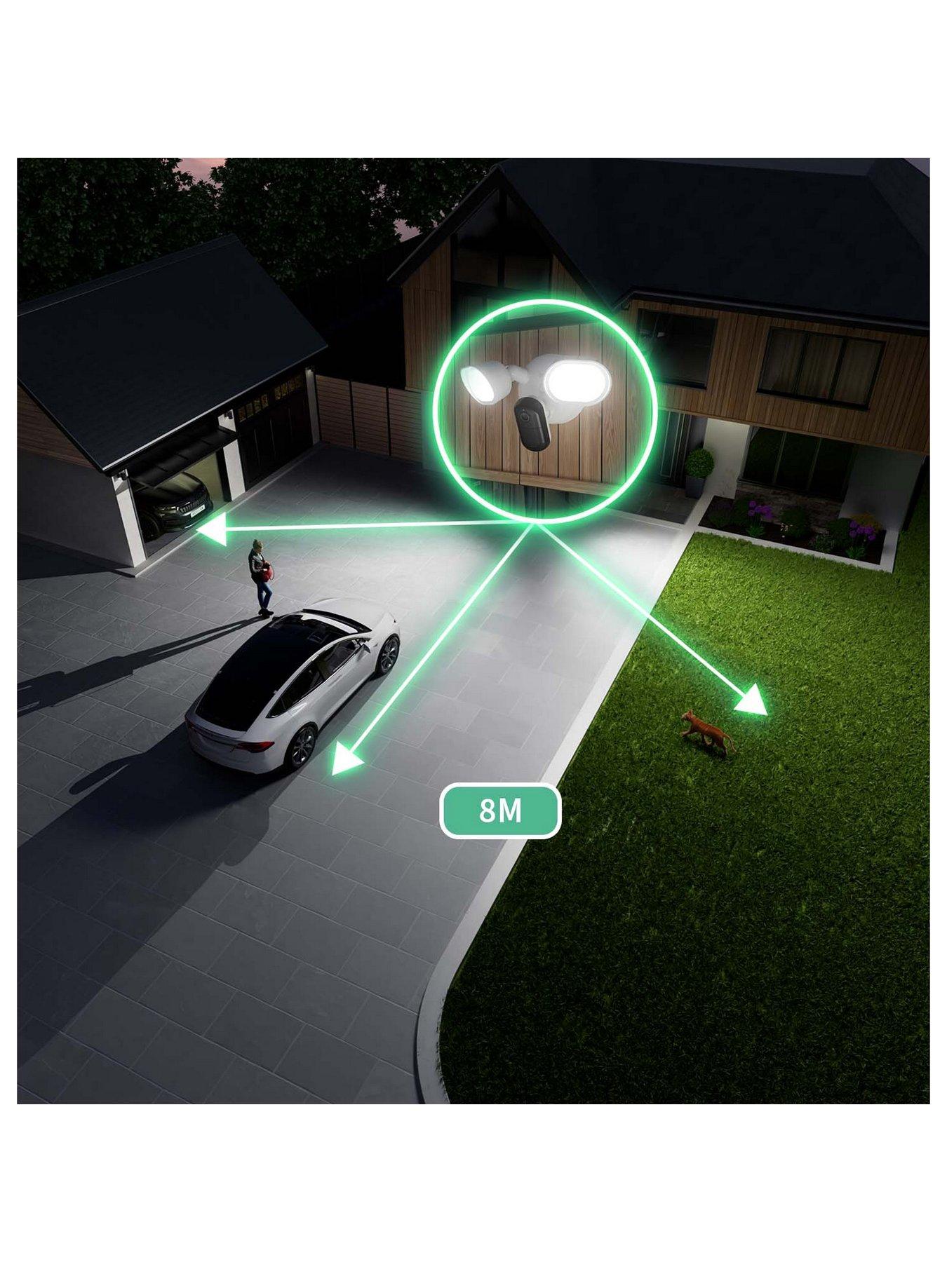Image 3 of 8 of Arlo Wired Floodlight 2 Cameras Kit