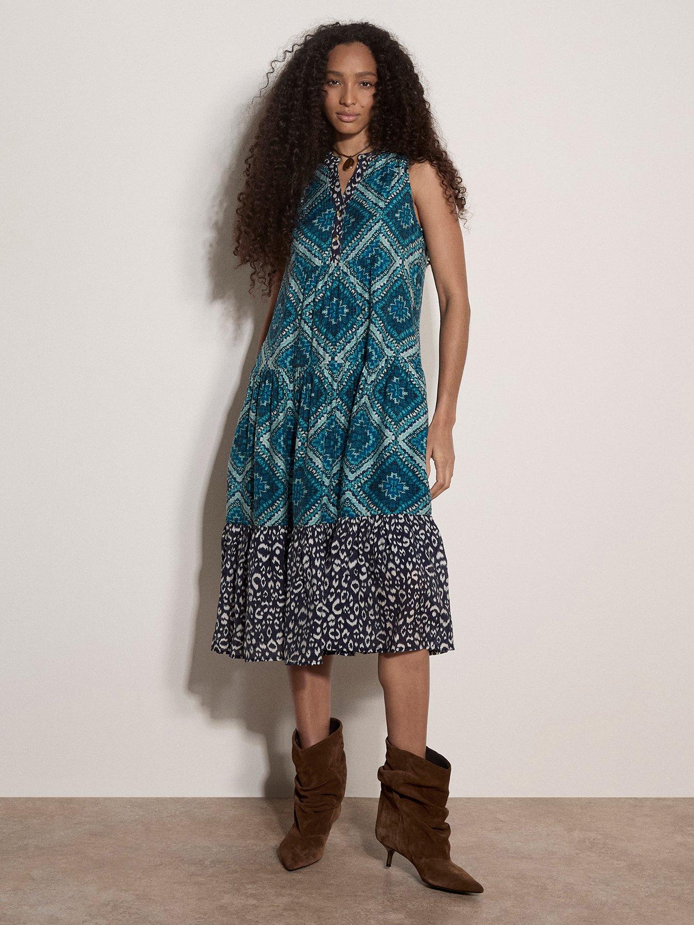 Apricot Ikat Diamond Sleeveless Dress - Green