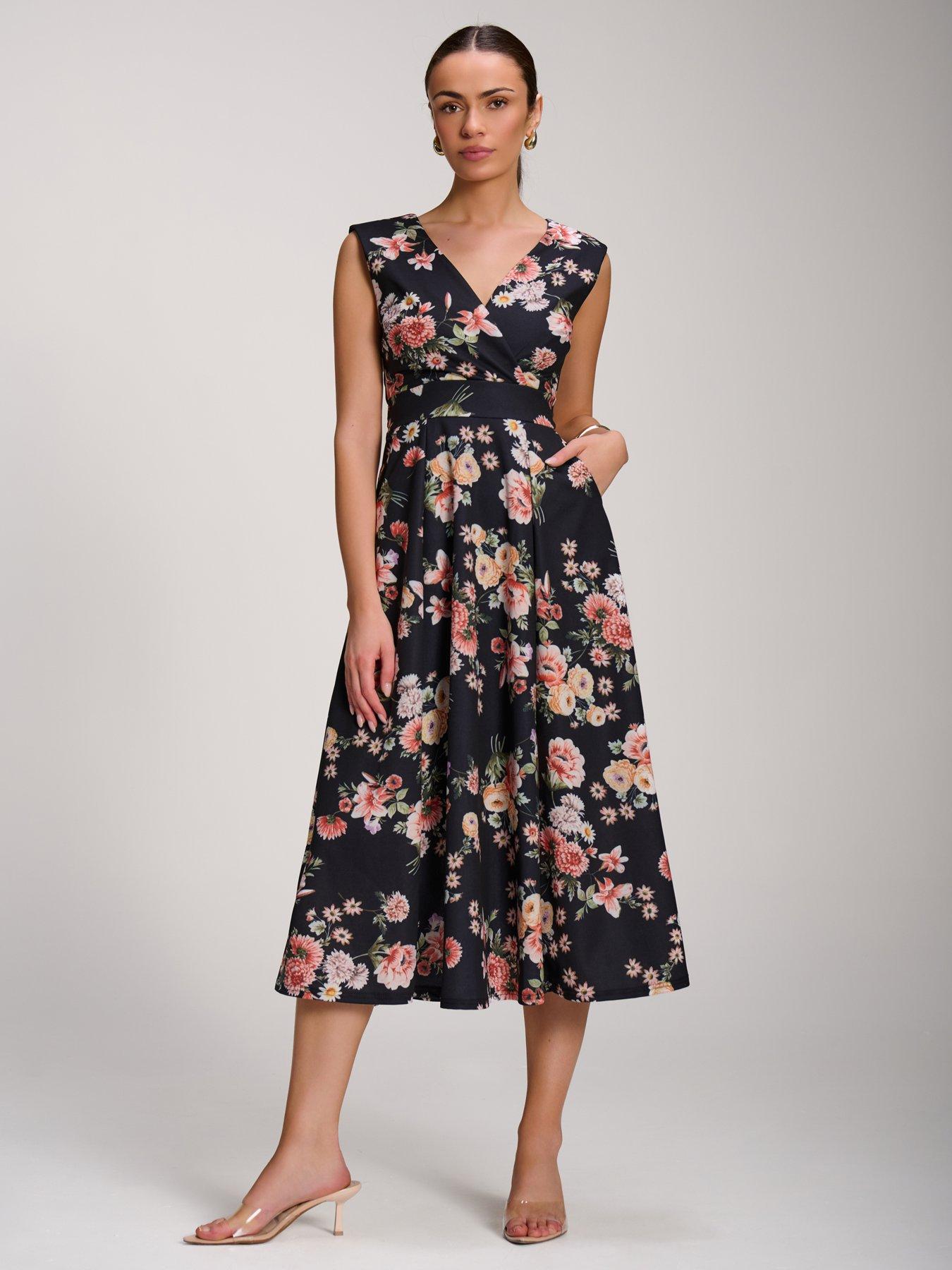 Image 7 of 7 of Jolie Moi V-Neck Fit &amp; Flare Scuba Midaxi Dress - Black