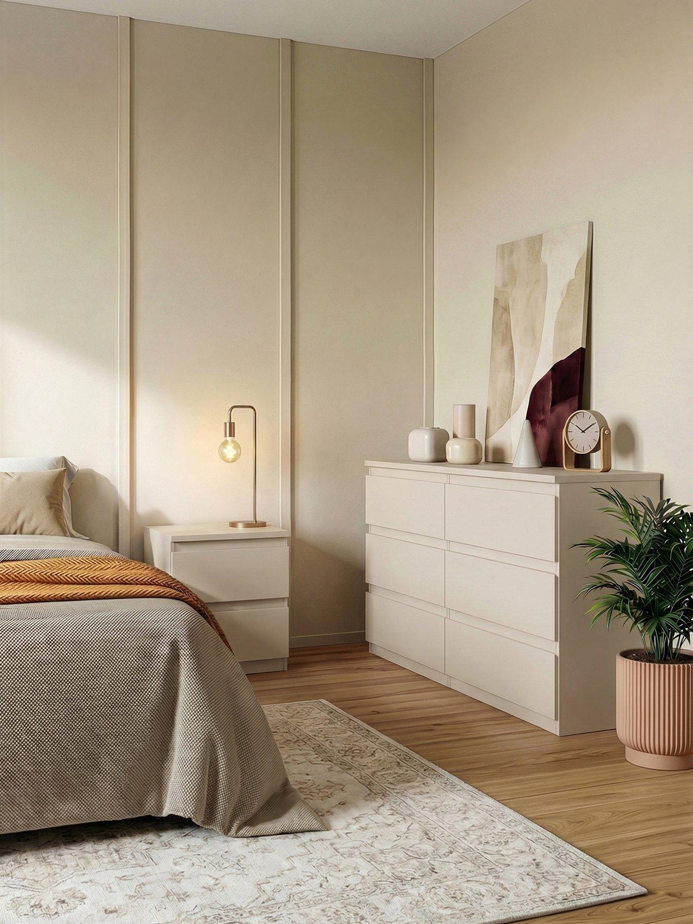 The Very Collection Lisson 3 Piece Package - 6 Drawer Chest and Pair of 2 Drawer Bedside Chests - Oatmeal