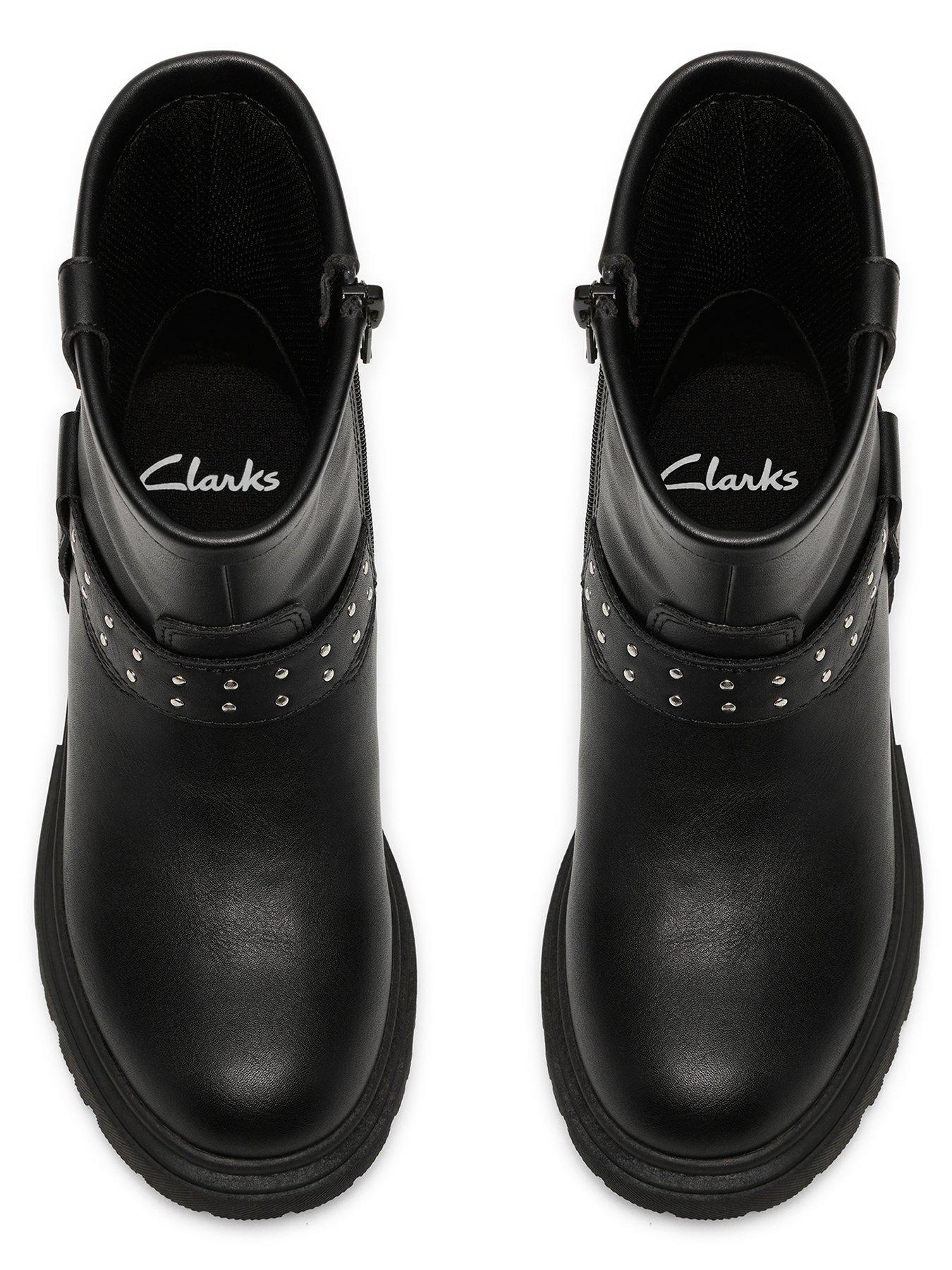 Image 4 of 6 of Clarks Younger Zariah Edge Boot - Black