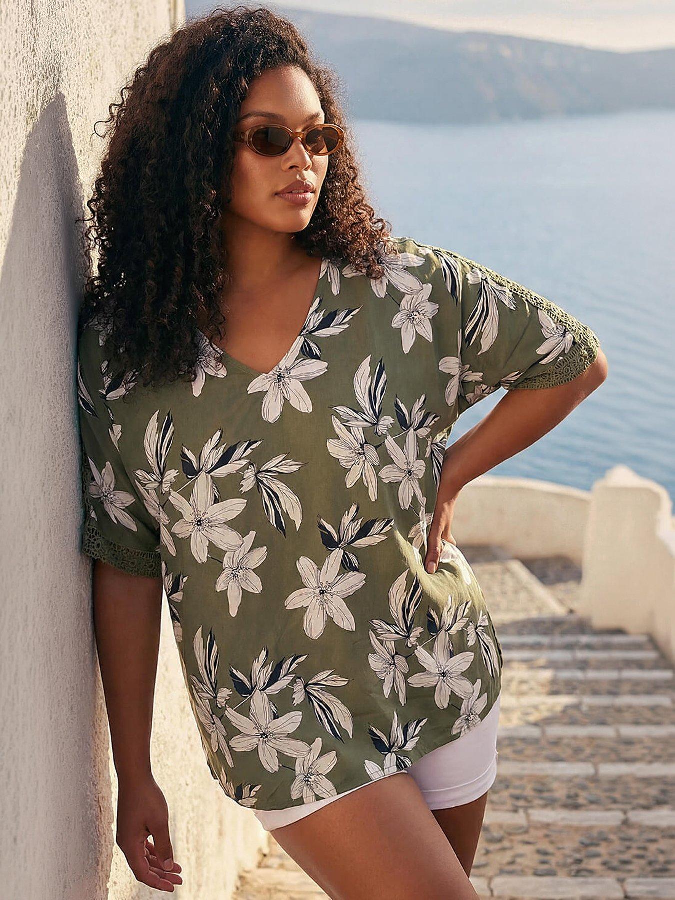 Image 1 of 4 of Roman Curve Floral Print Crochet Top