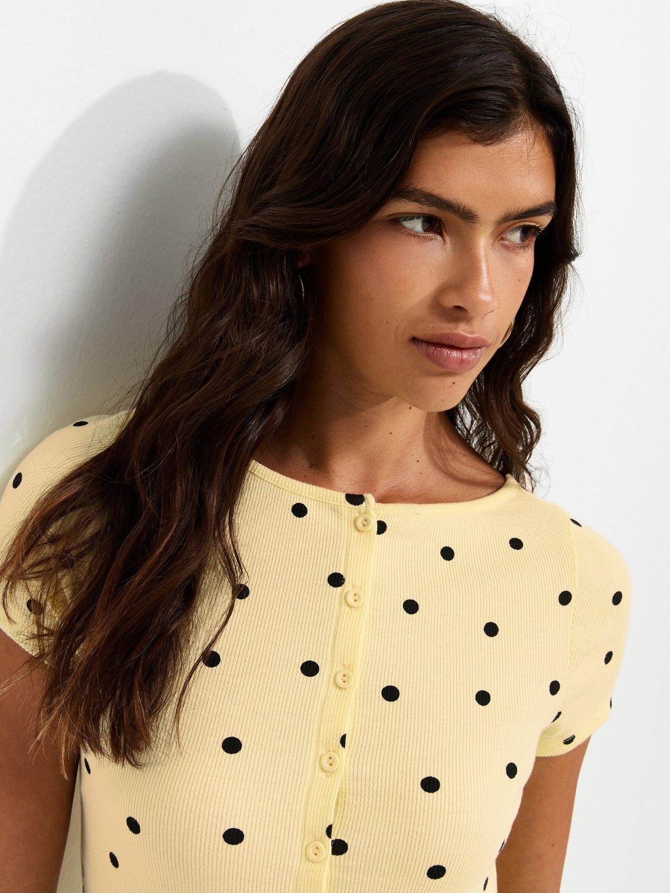 Image 4 of 5 of New Look Spot Print Button Through Baby Tee T-Shirt - Yellow