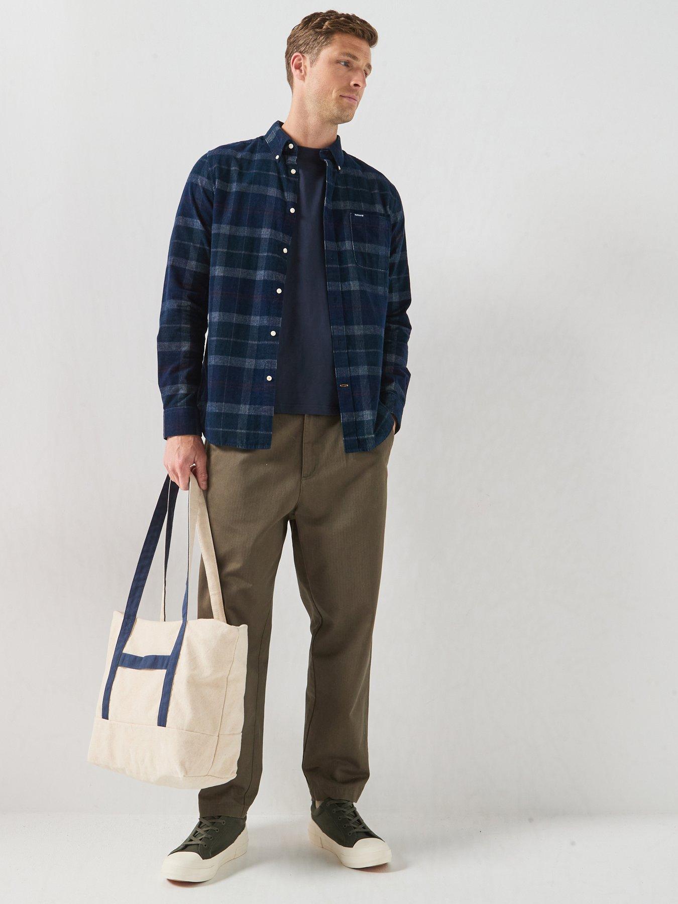 Image 5 of 5 of Barbour Tailored Crest Logo T-Shirt - Navy