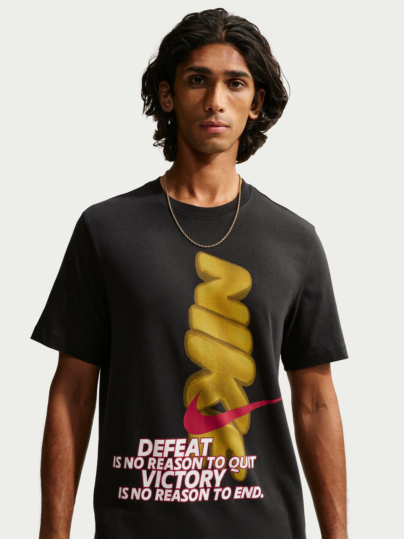 Nike Mens DNA Gold Graphic T-Shirt - Black
