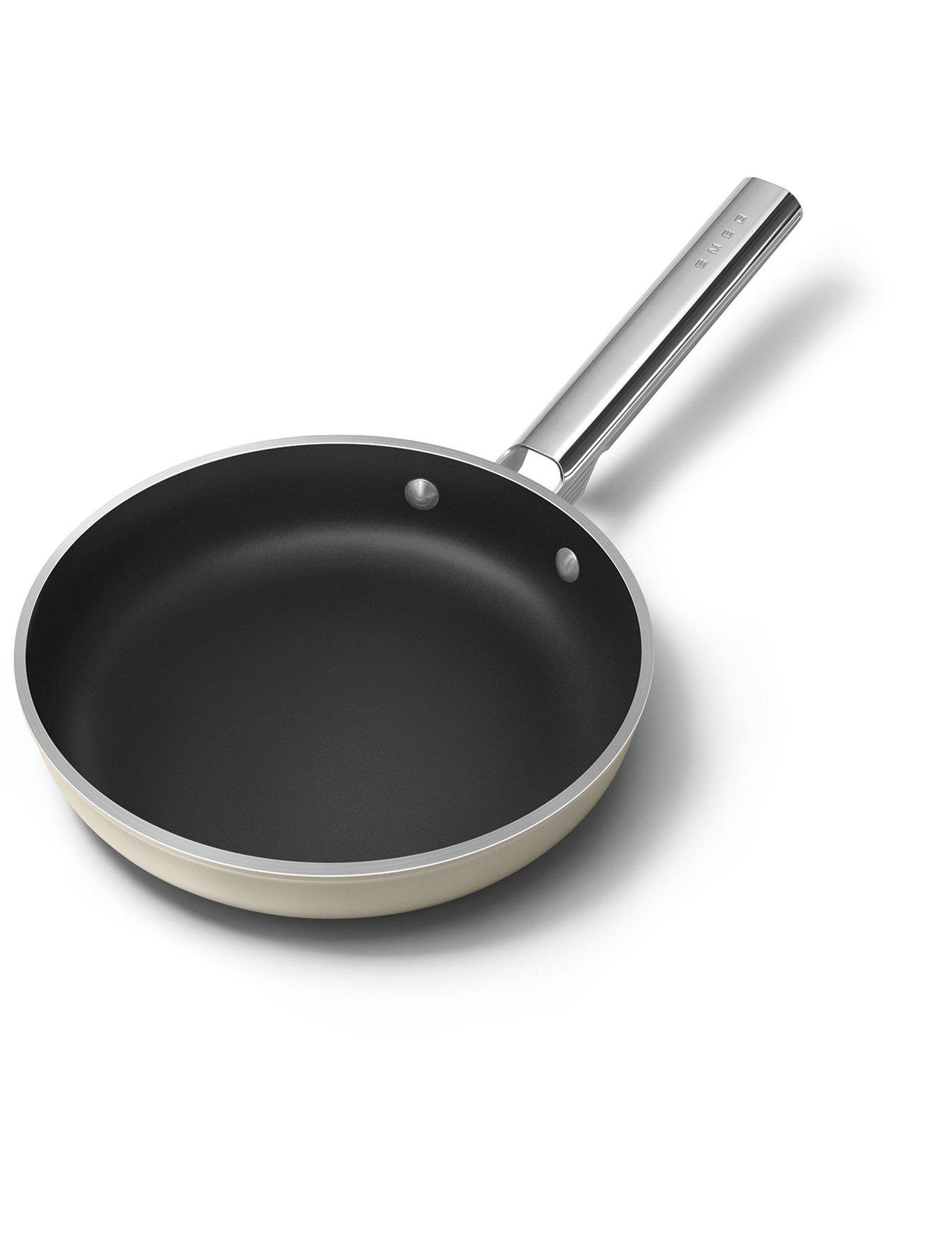 Image 3 of 5 of Smeg 24cm Retro Frying Pan, Oven Safe, Aluminium, Cream