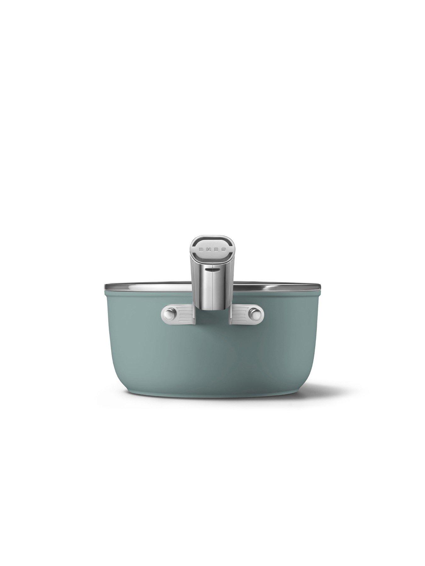 Image 3 of 6 of Smeg 20cm Retro Saucepan, Oven Safe, Aluminium, Emerald Green