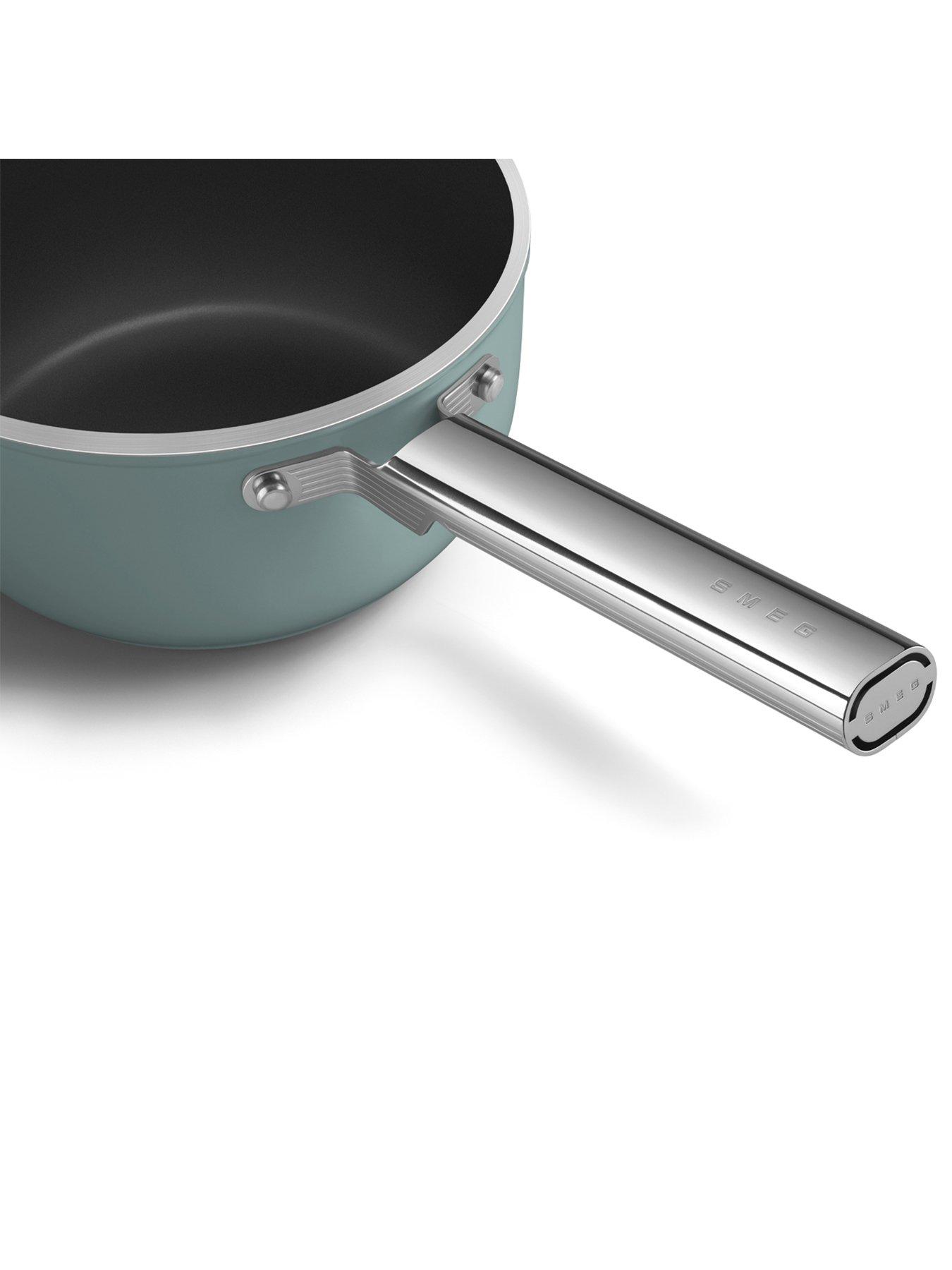 Image 5 of 6 of Smeg 20cm Retro Saucepan, Oven Safe, Aluminium, Emerald Green