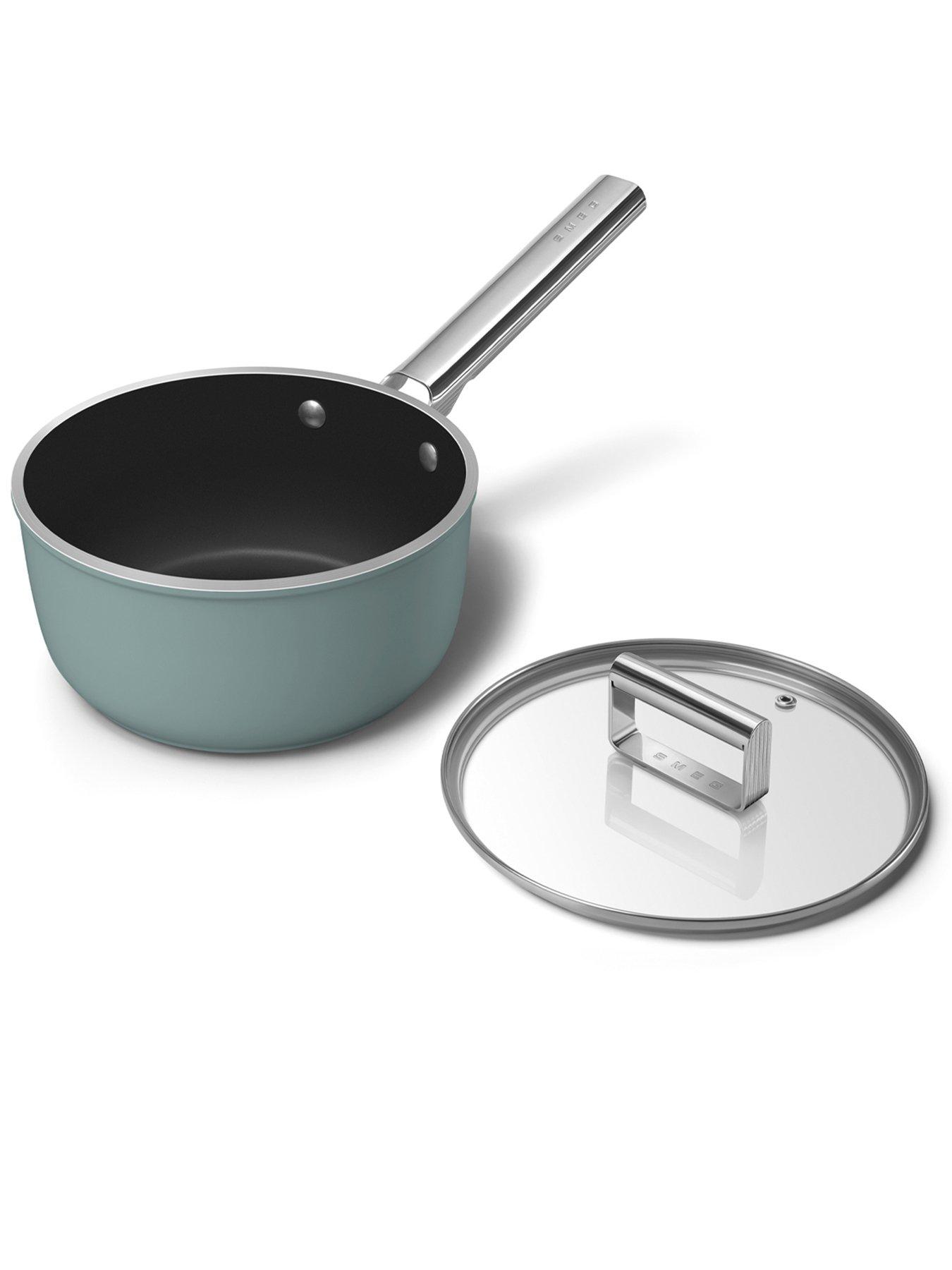 Image 6 of 6 of Smeg 20cm Retro Saucepan, Oven Safe, Aluminium, Emerald Green