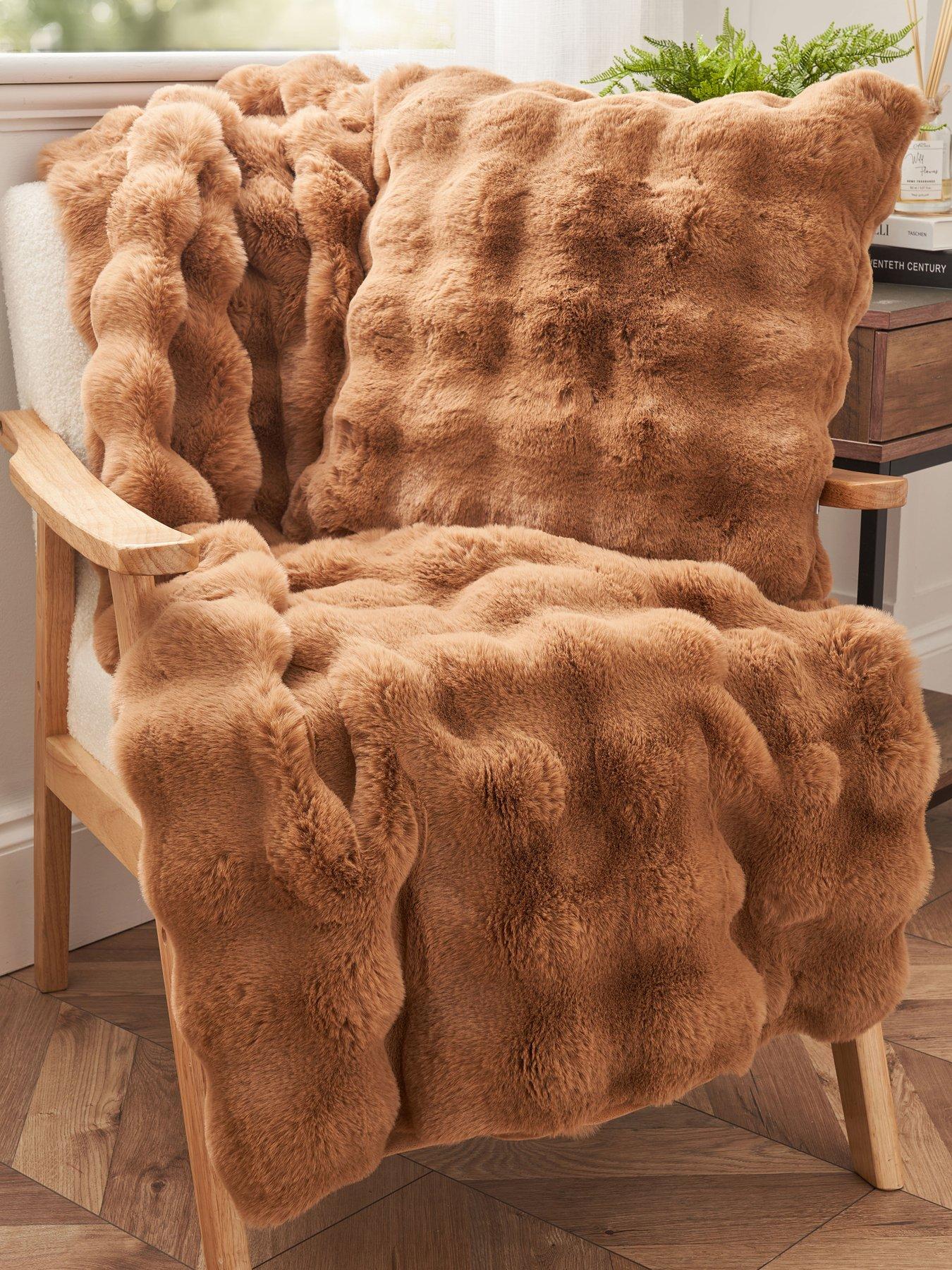 Image 5 of 7 of Michelle Keegan Home Tianna Faux Fur Throw 152x127cm