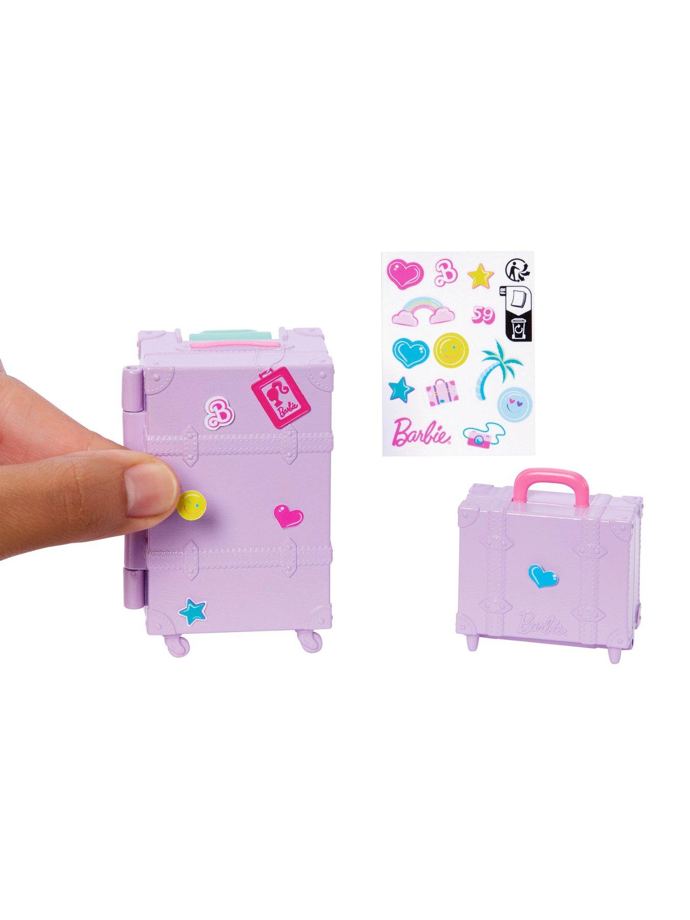 Image 5 of 7 of Barbie <p>Family &amp; Friends Barbie&reg; 'Malibu' Travel Doll with Luggage &amp; Adventure Accessories</p>