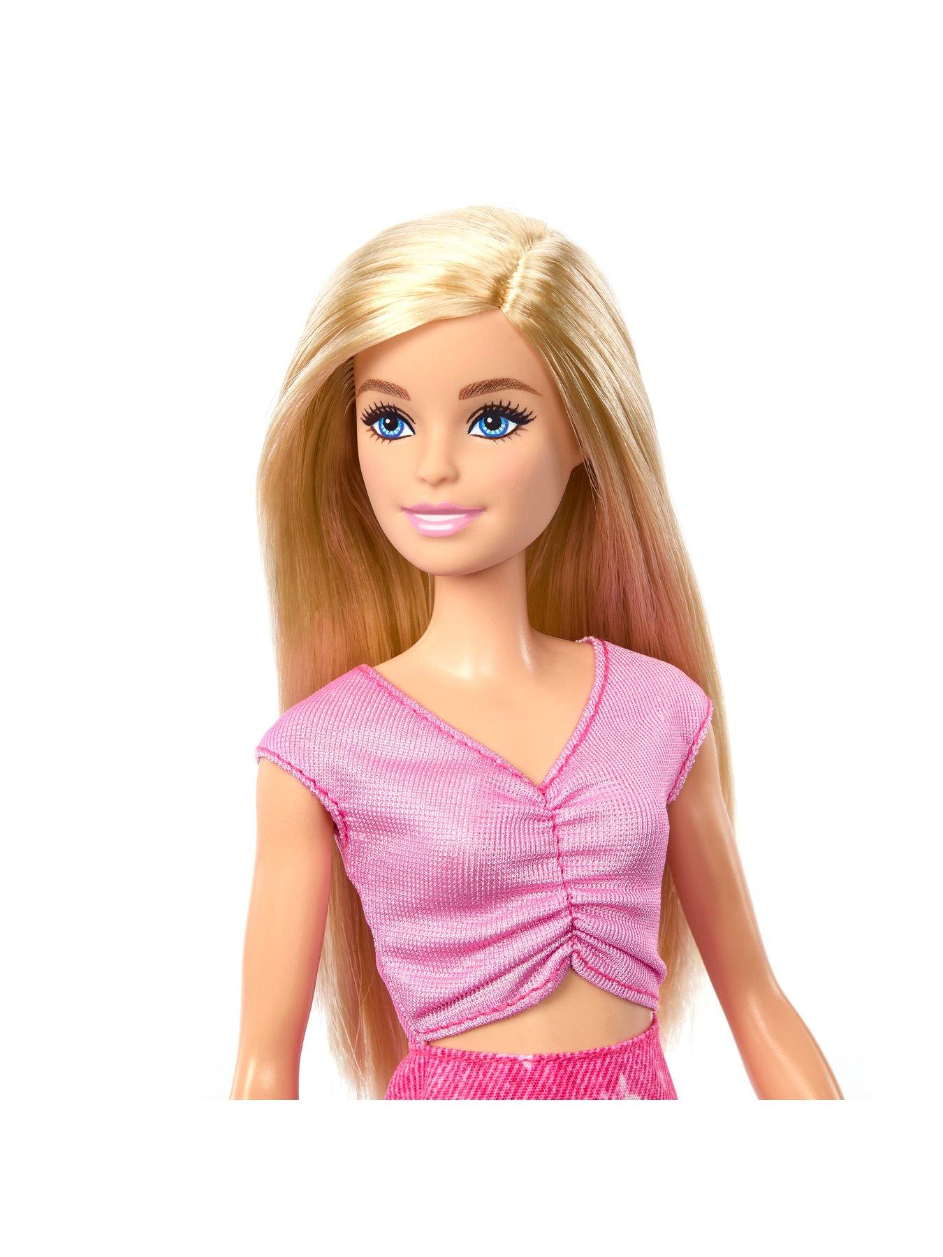 Image 6 of 7 of Barbie <p>Family &amp; Friends Barbie&reg; 'Malibu' Travel Doll with Luggage &amp; Adventure Accessories</p>