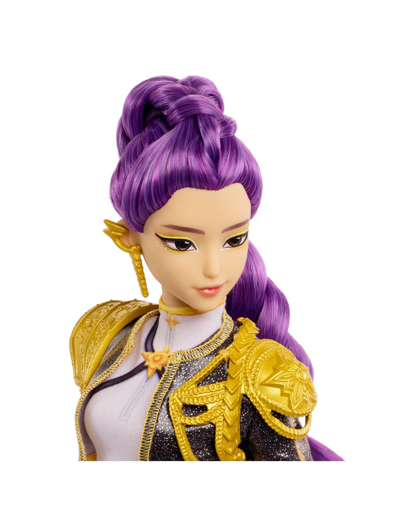 Image 4 of 7 of K-Pop Demon Hunters HUNTR/X Light-Up Singing Rumi Doll With Lights and Sounds